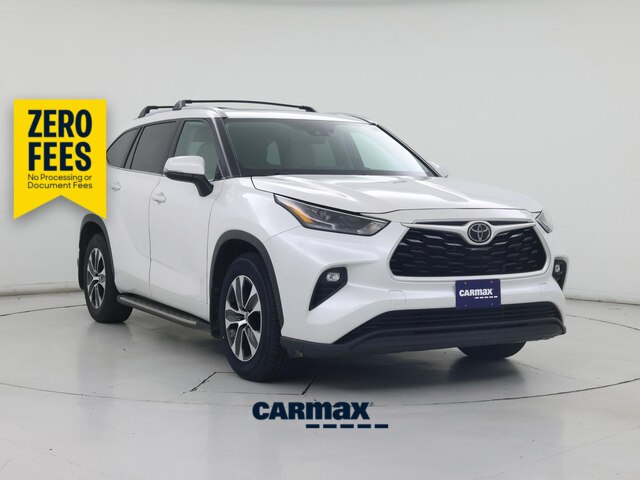 White 2024 Toyota Highlander SUV / Crossover Front-Wheel Drive Automatic