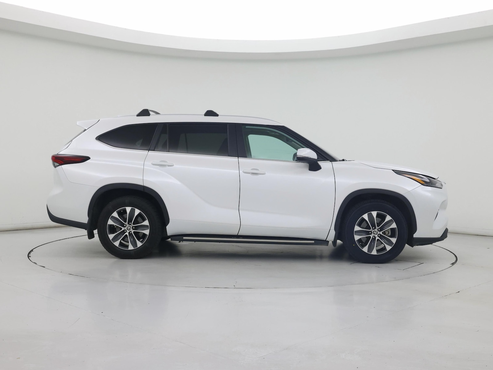 2024 Toyota Highlander XLE - Photo 8