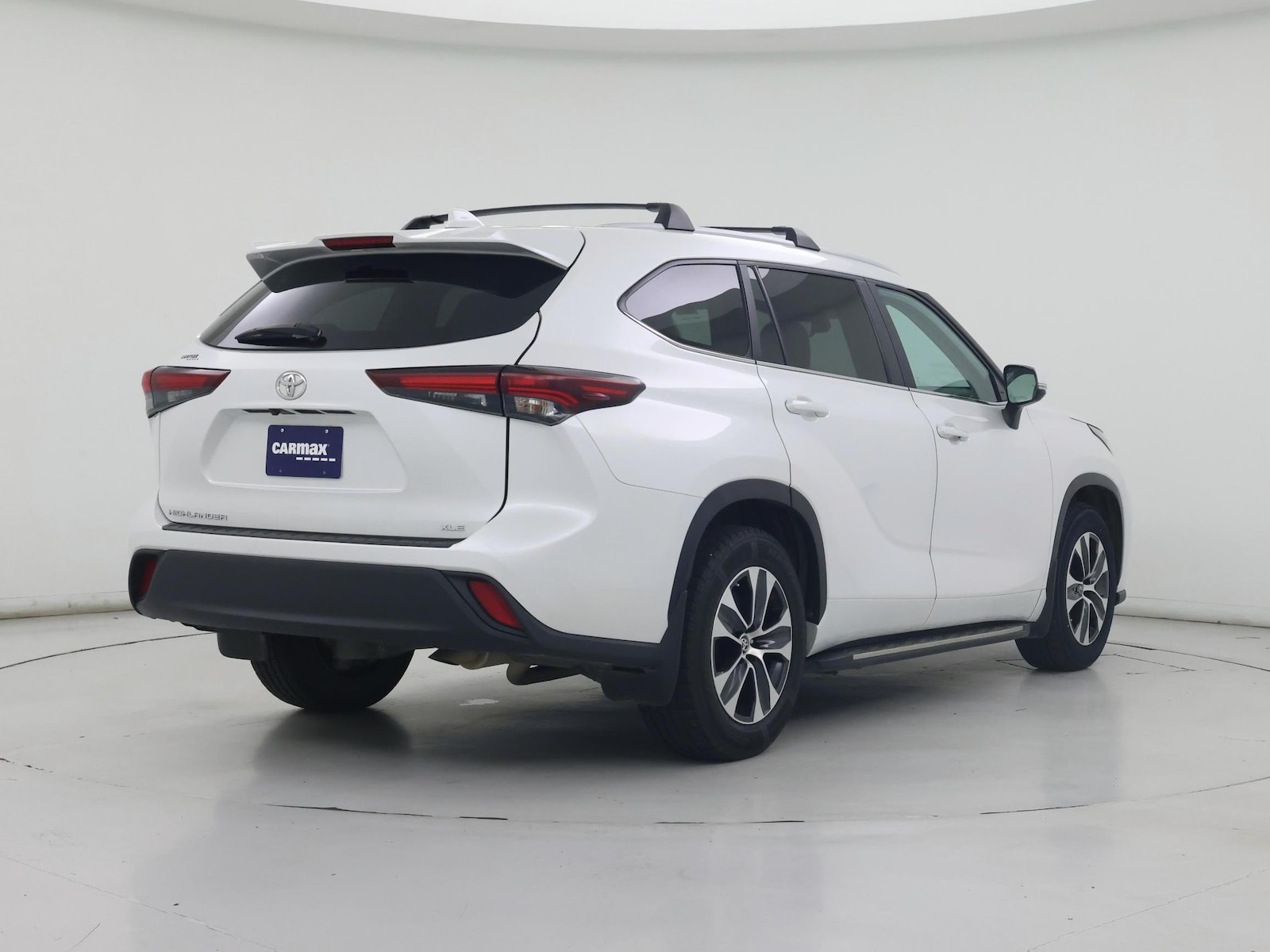 2024 Toyota Highlander XLE - Photo 9