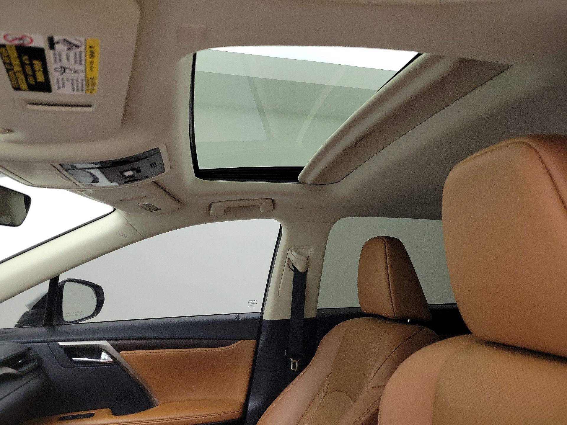 Thumbnail: 2021 Lexus RX - 20