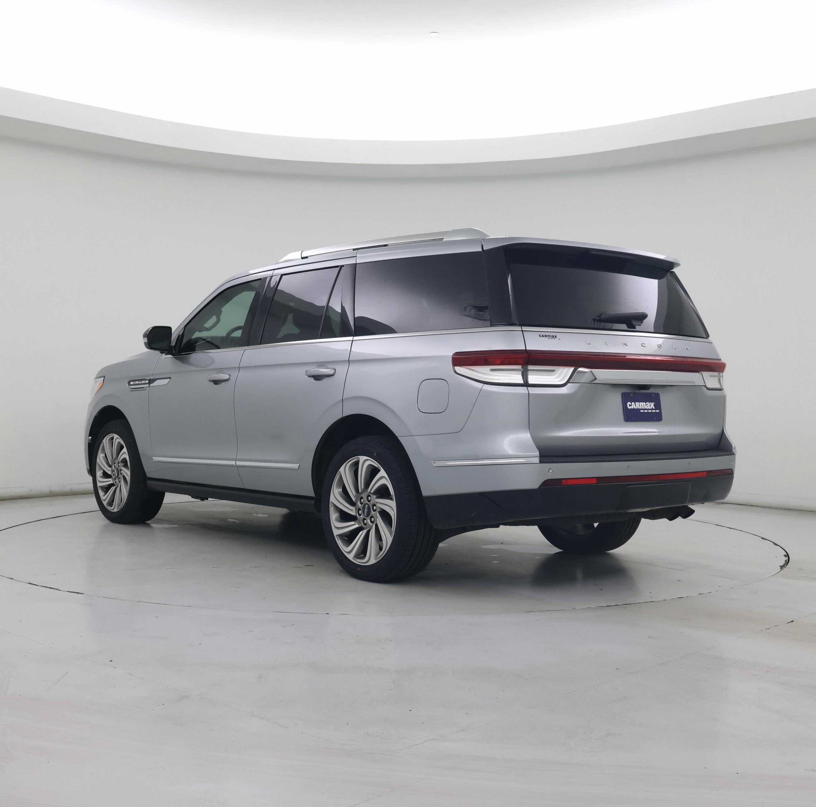 Thumbnail: 2022 Lincoln Navigator - 2