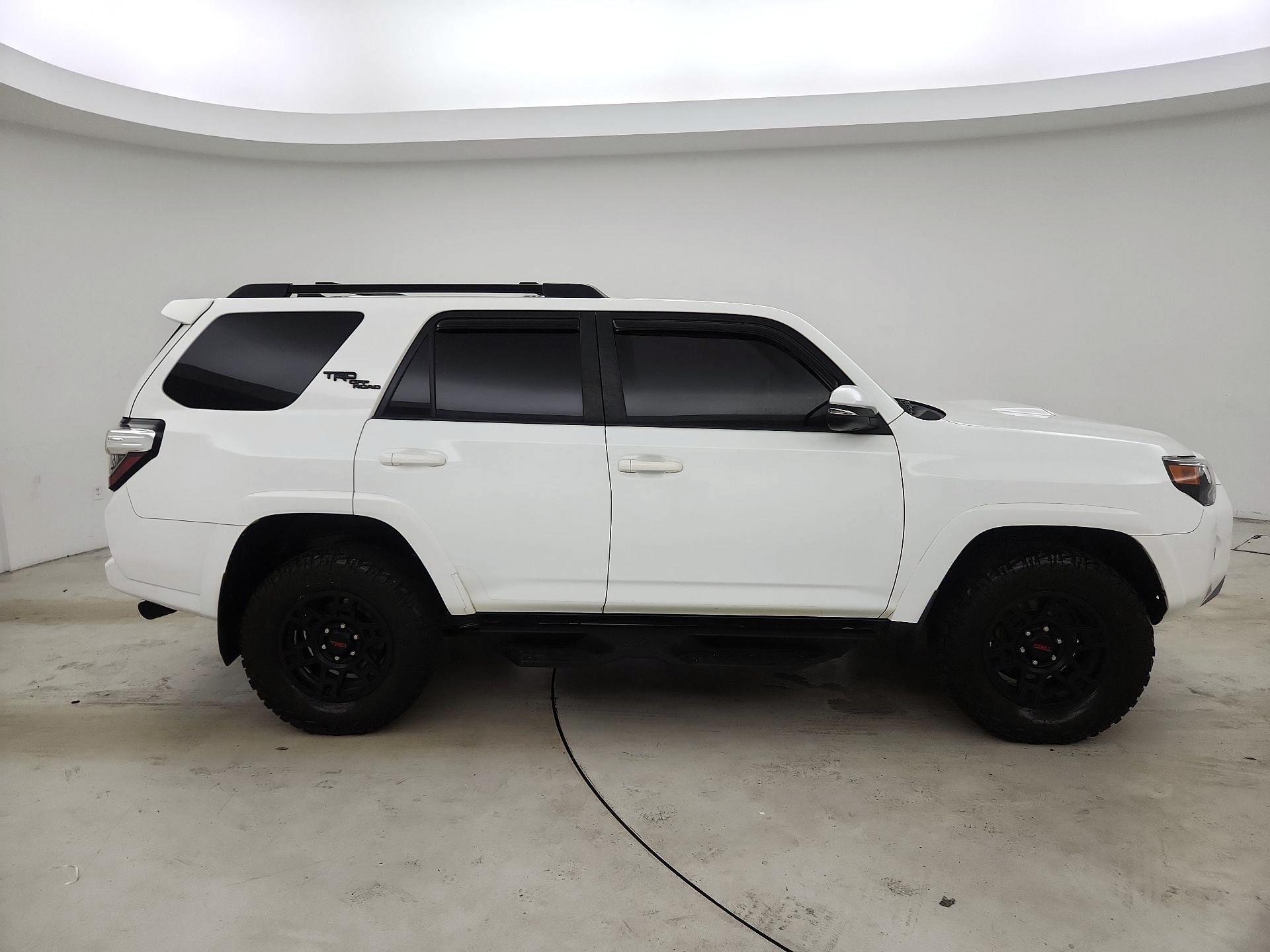 Thumbnail: 2022 Toyota 4Runner - 4