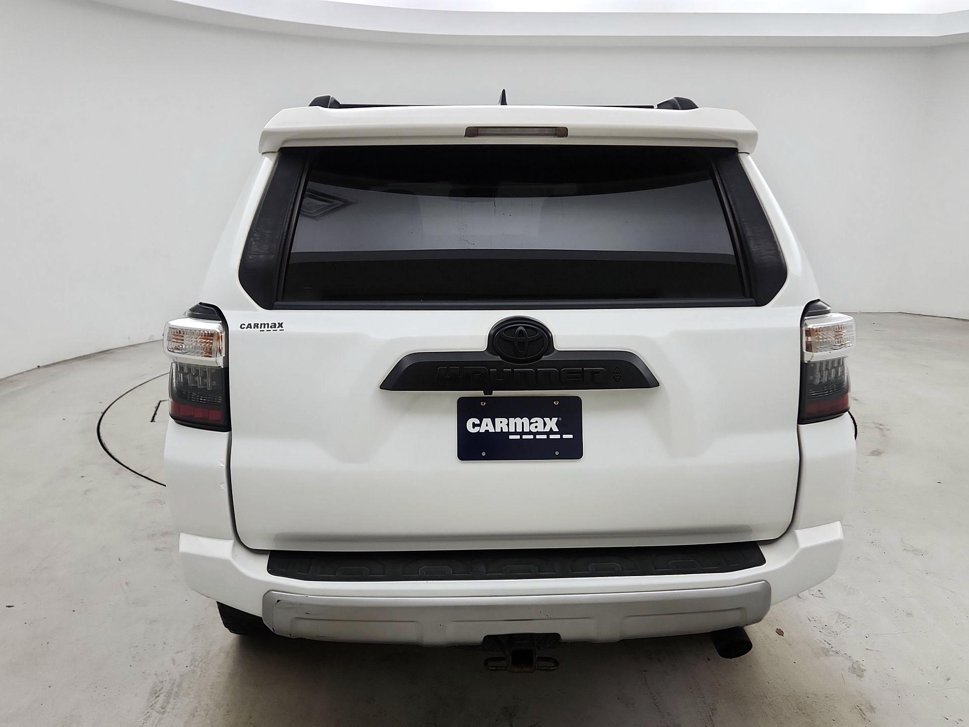 Thumbnail: 2022 Toyota 4Runner - 6