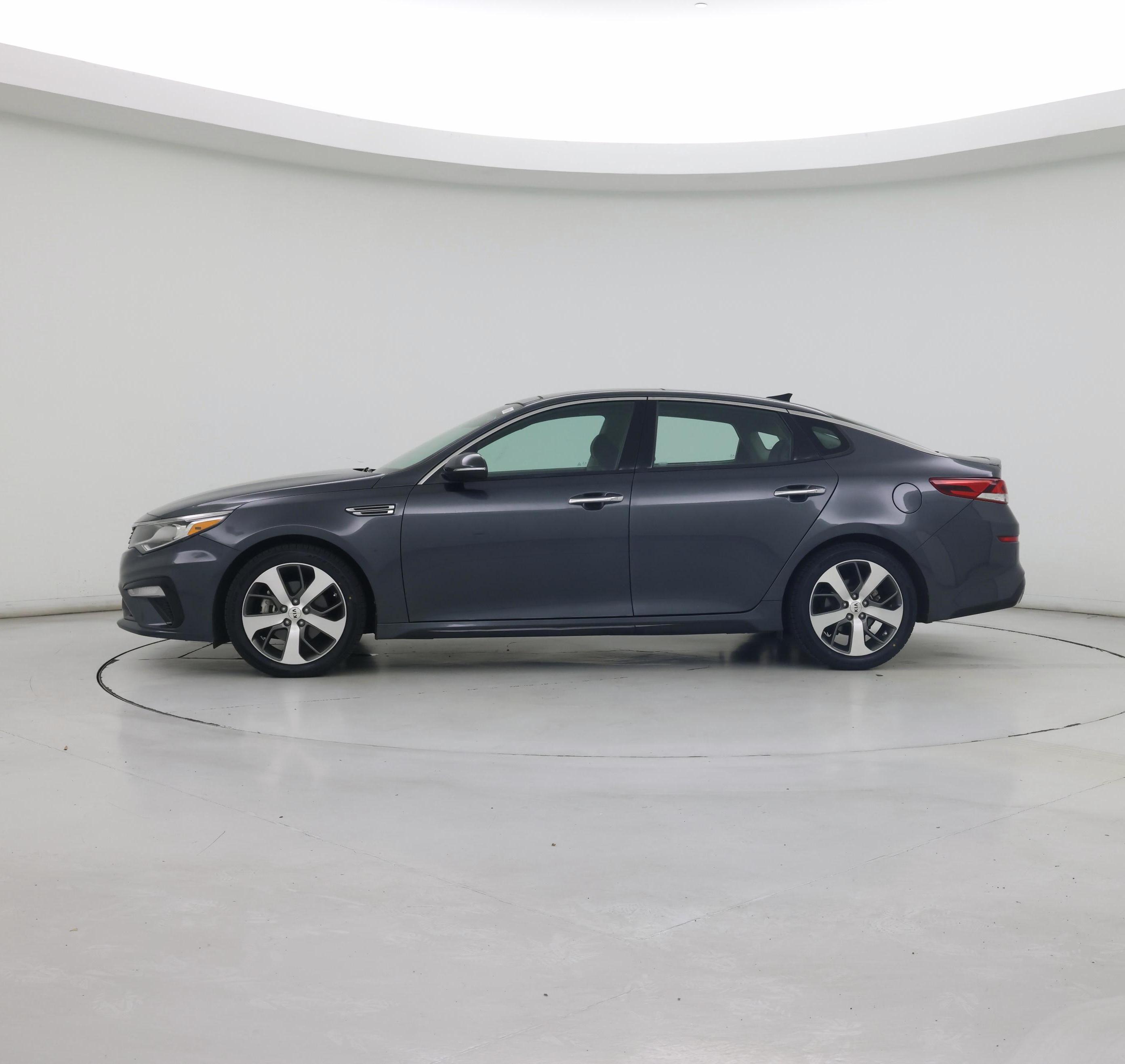 Thumbnail: 2019 Kia Optima - 3