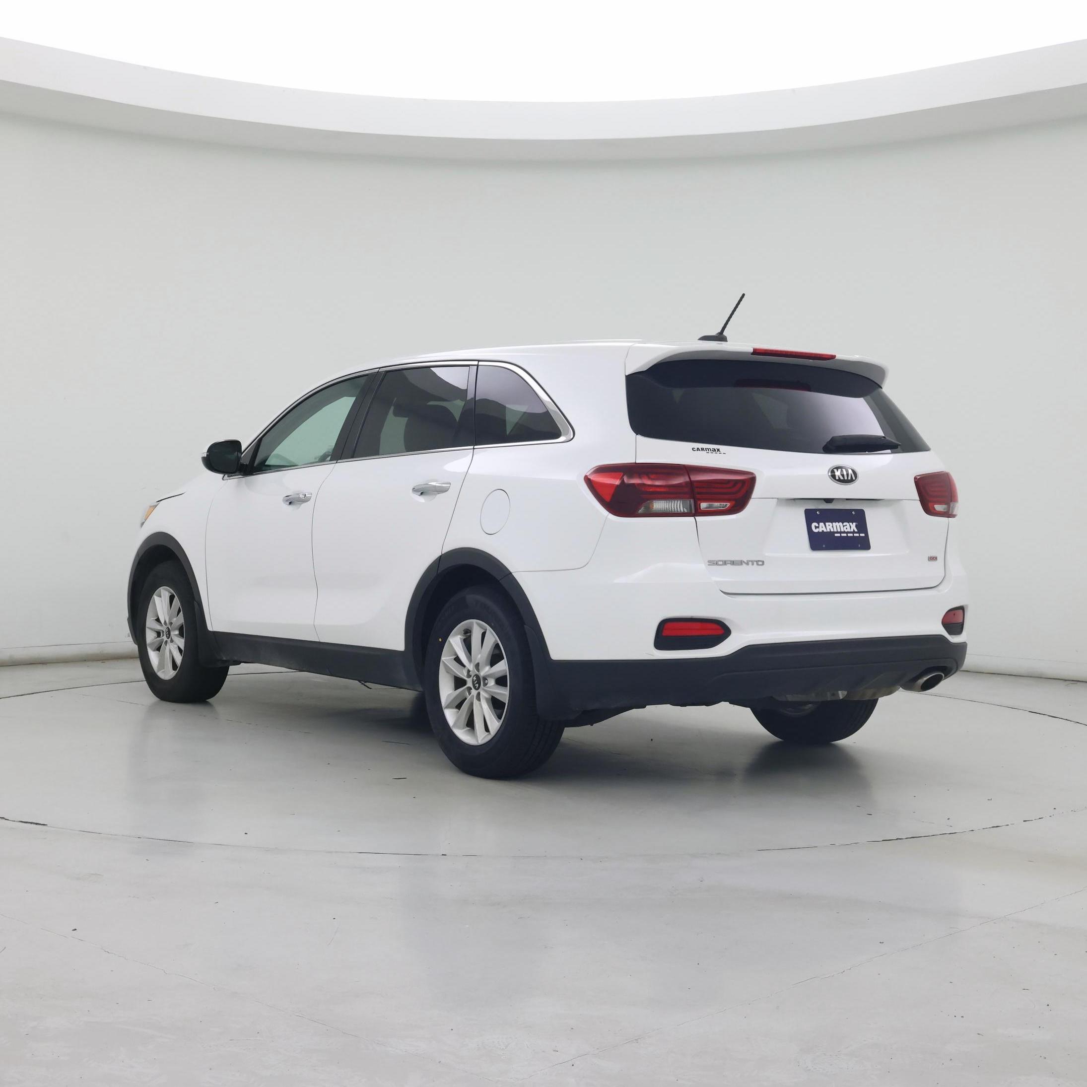 Thumbnail: 2019 Kia Sorento - 2