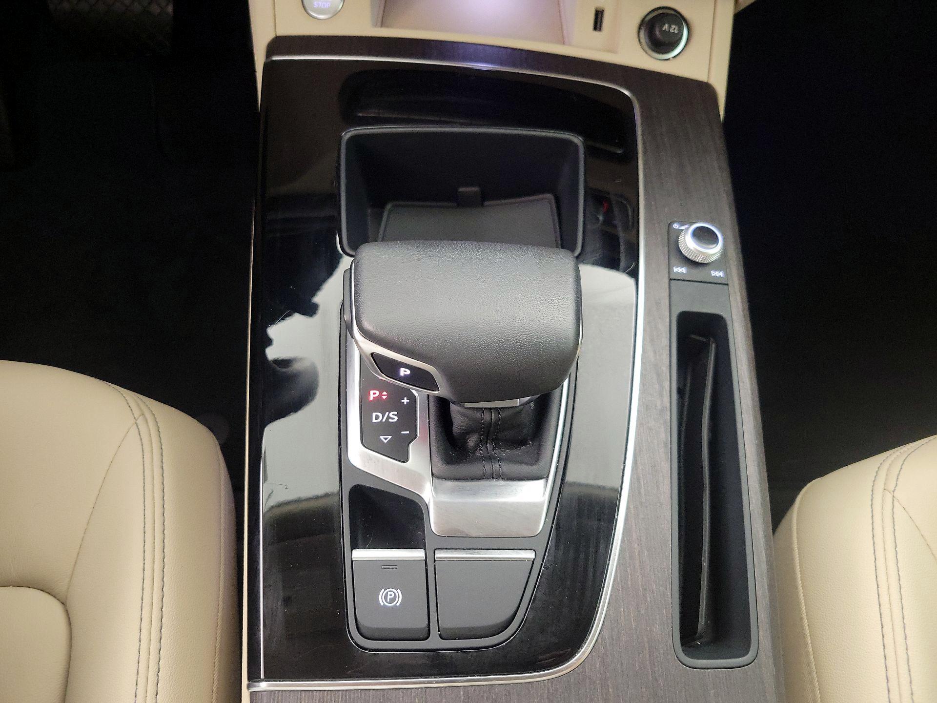 Thumbnail: 2024 Audi Q5 - 17