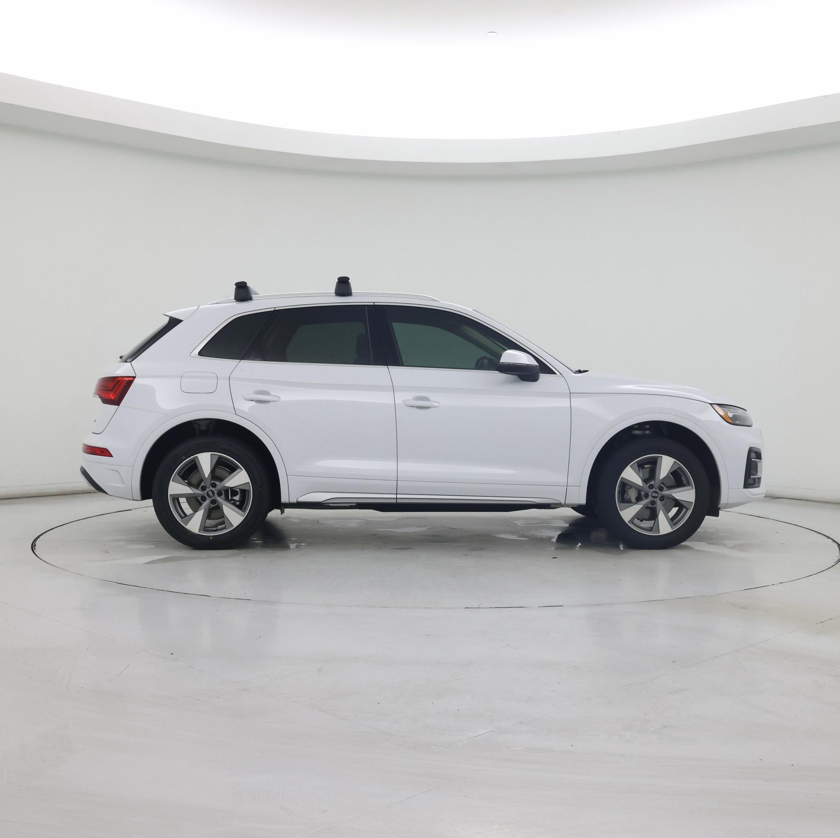 Thumbnail: 2024 Audi Q5 - 7