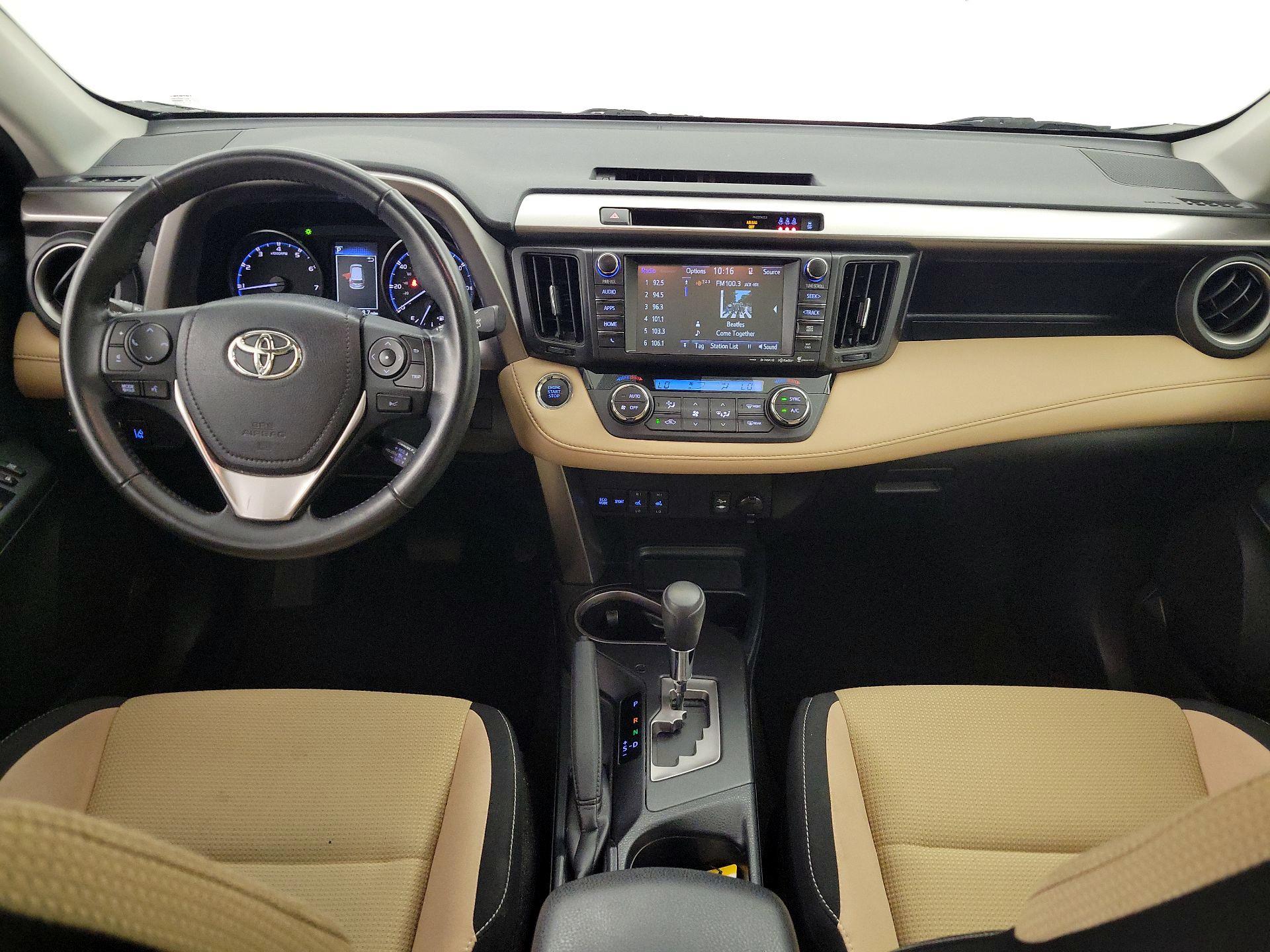 Thumbnail: 2018 Toyota RAV4 - 9