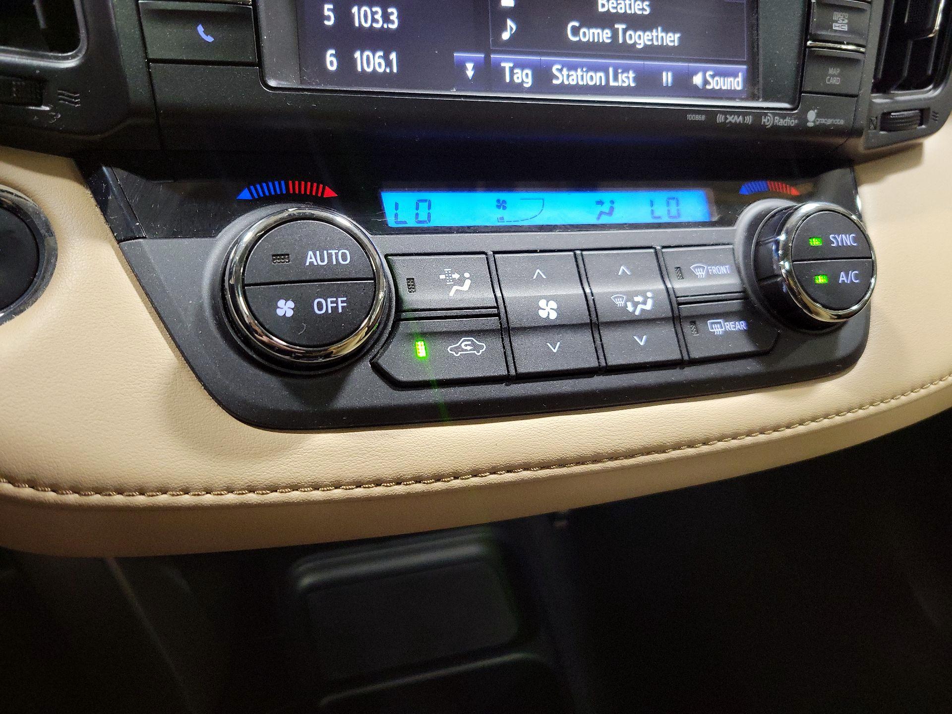 Thumbnail: 2018 Toyota RAV4 - 16