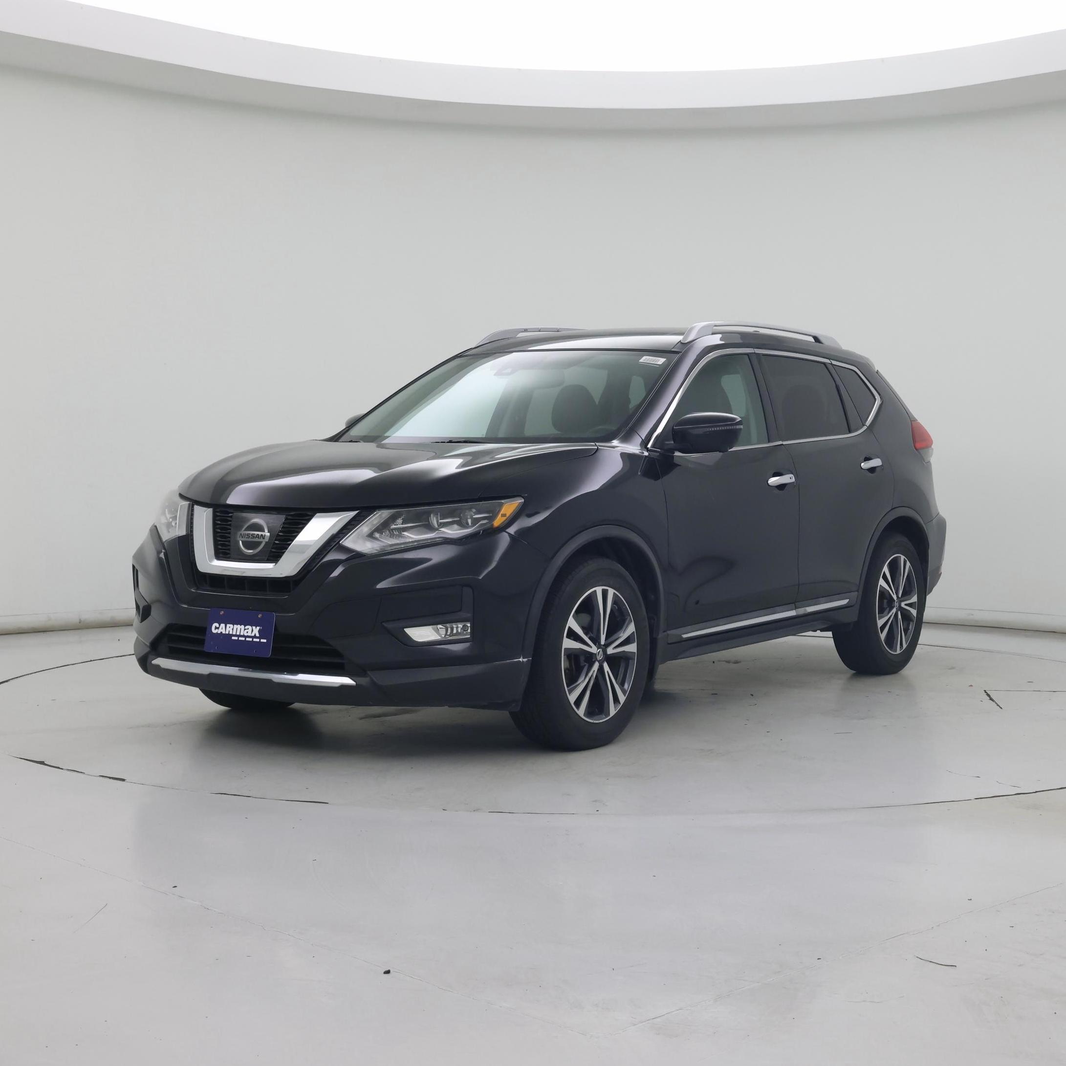 Thumbnail: 2017 Nissan Rogue - 4