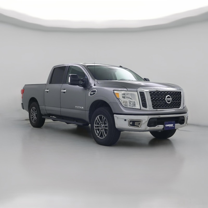 2017 Nissan Titan SV