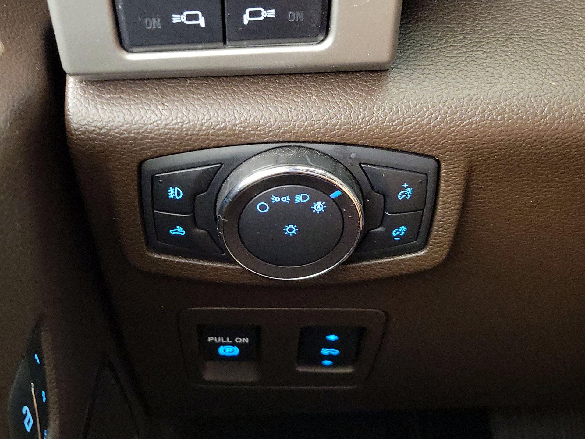 Thumbnail: 2019 Ford F-150 - 13
