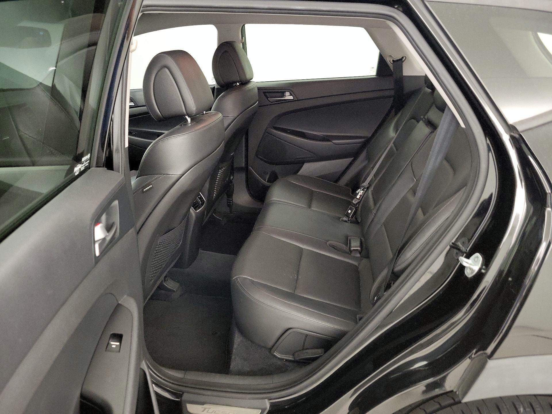 Thumbnail: 2016 Hyundai Tucson - 20