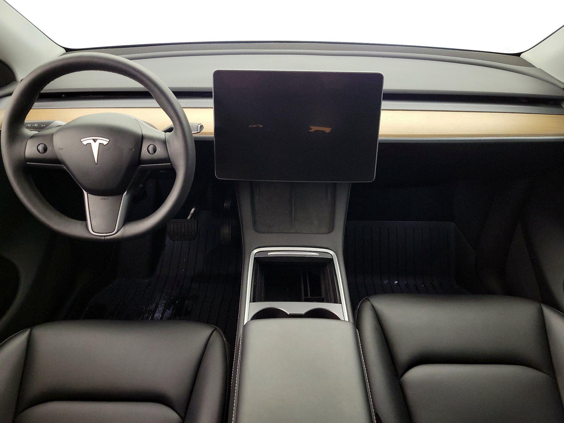 Thumbnail: 2024 Tesla Model Y - 9