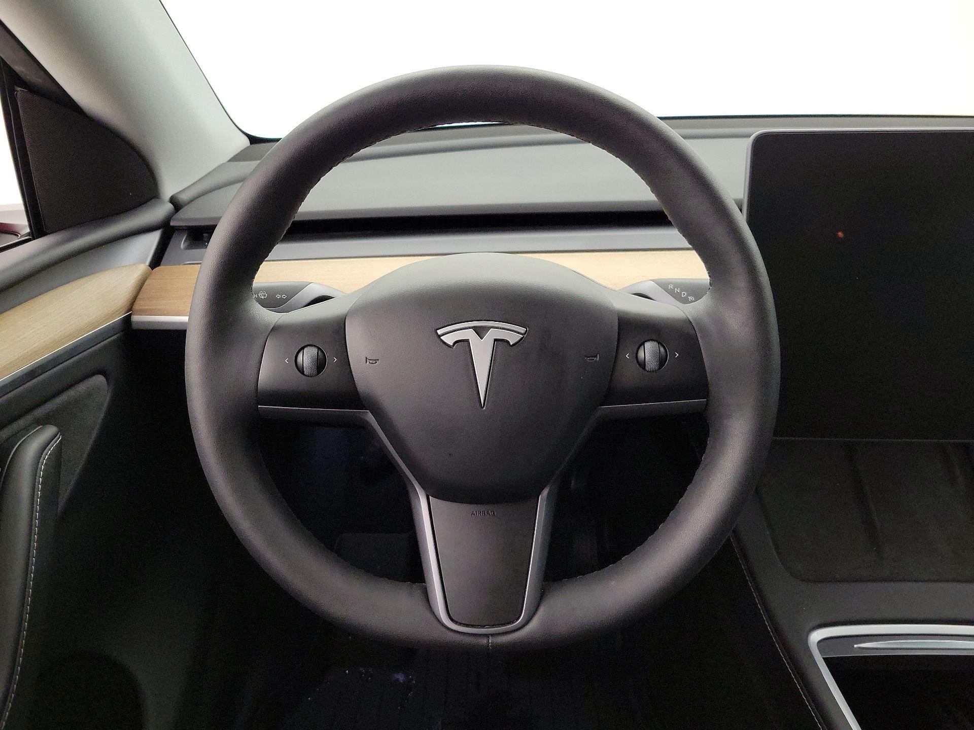 Thumbnail: 2024 Tesla Model Y - 10