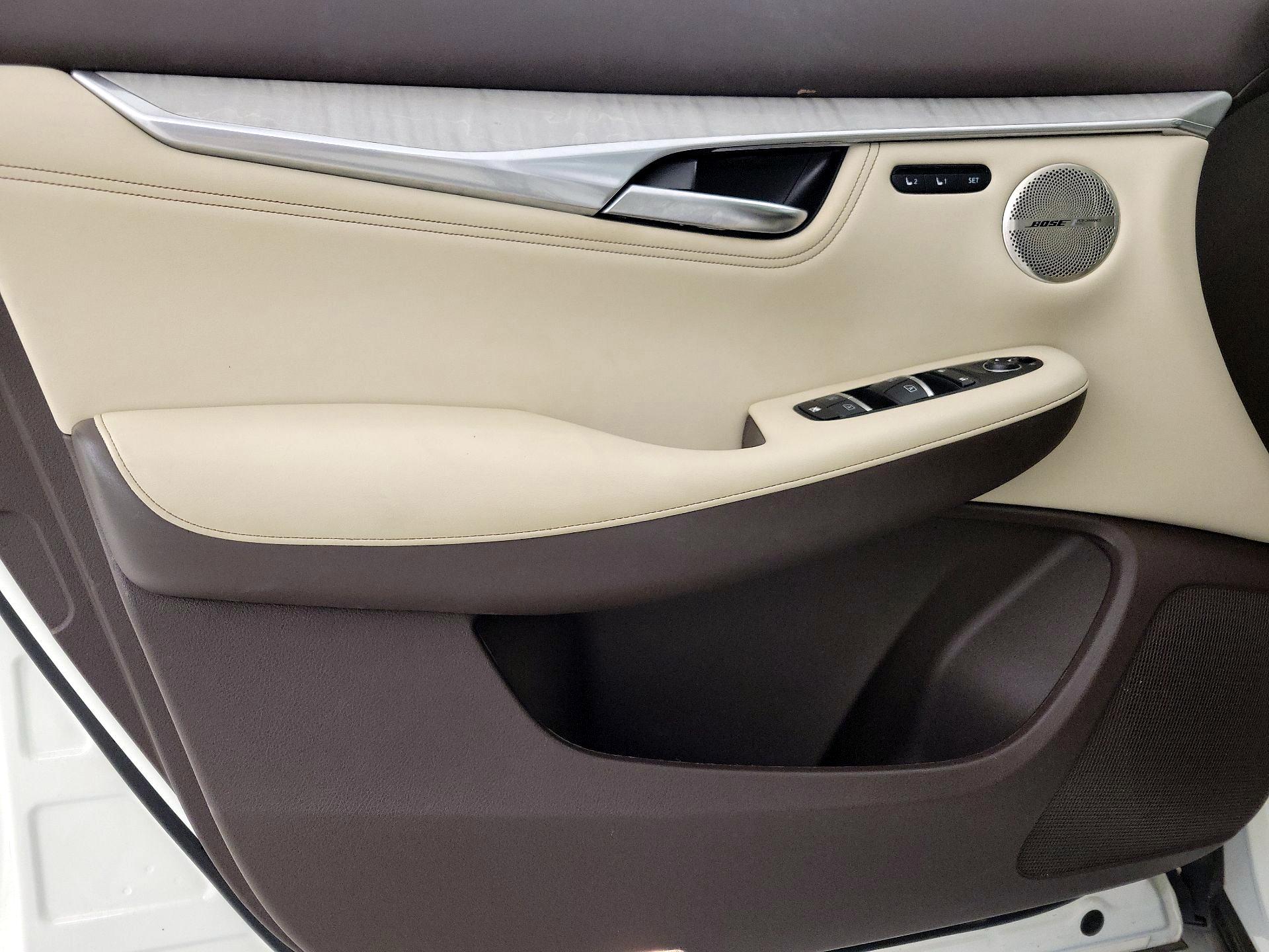 Thumbnail: 2021 INFINITI QX50 - 12