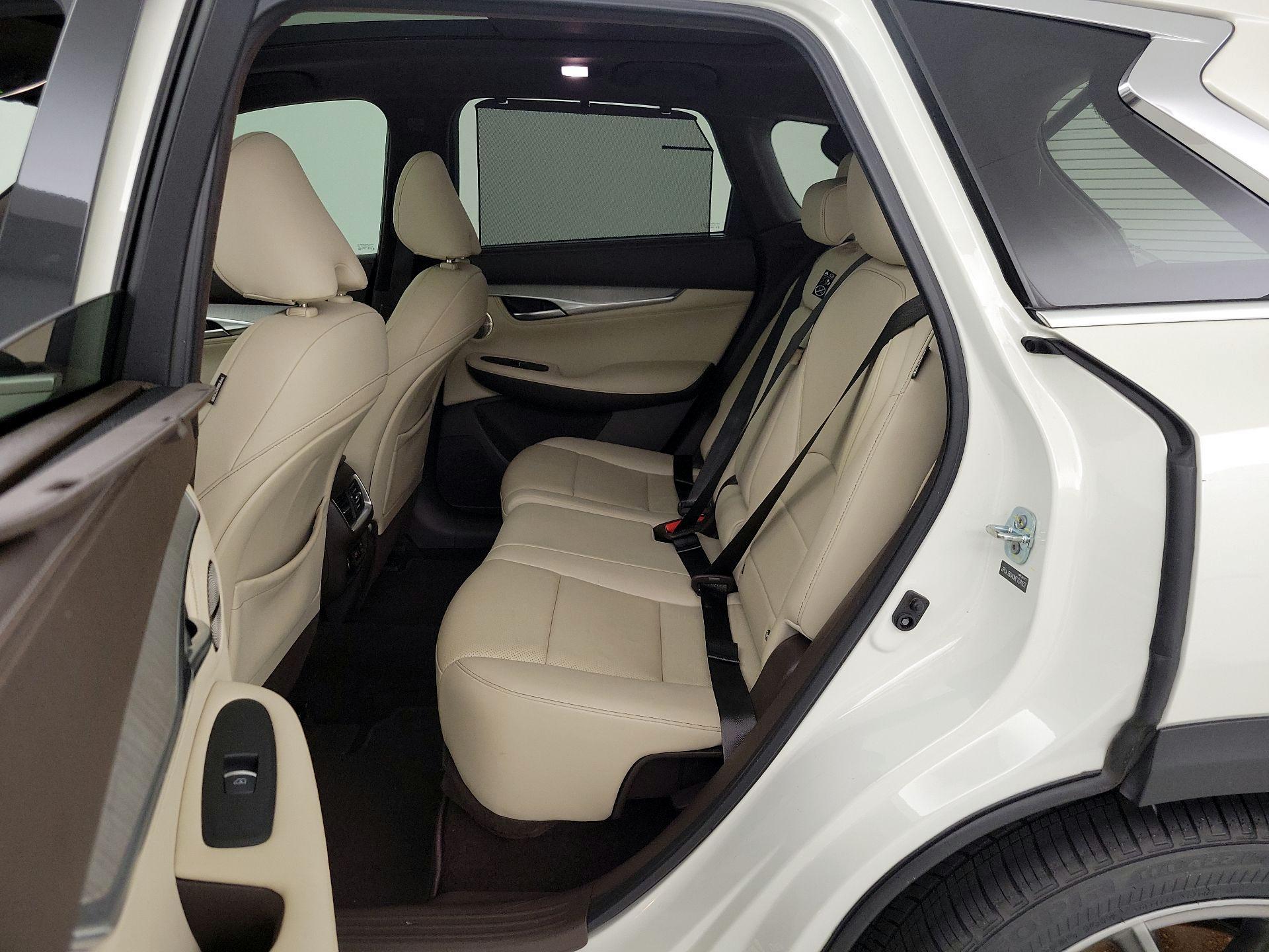 Thumbnail: 2021 INFINITI QX50 - 20