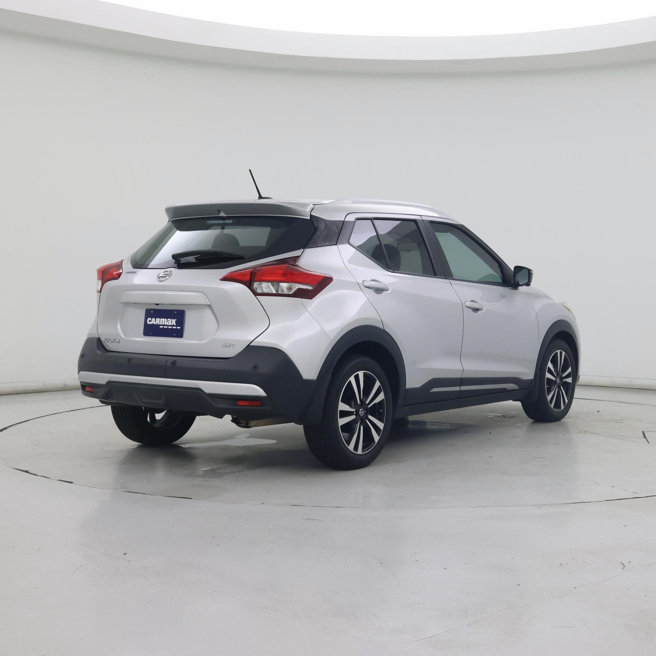 Thumbnail: 2020 Nissan Kicks - 8