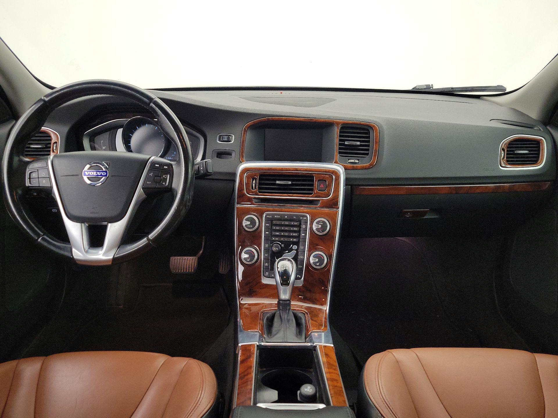 Thumbnail: 2016 Volvo S60 - 9