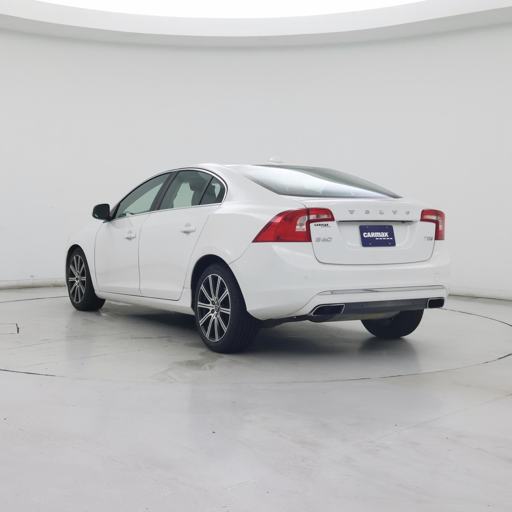 Thumbnail: 2016 Volvo S60 - 2