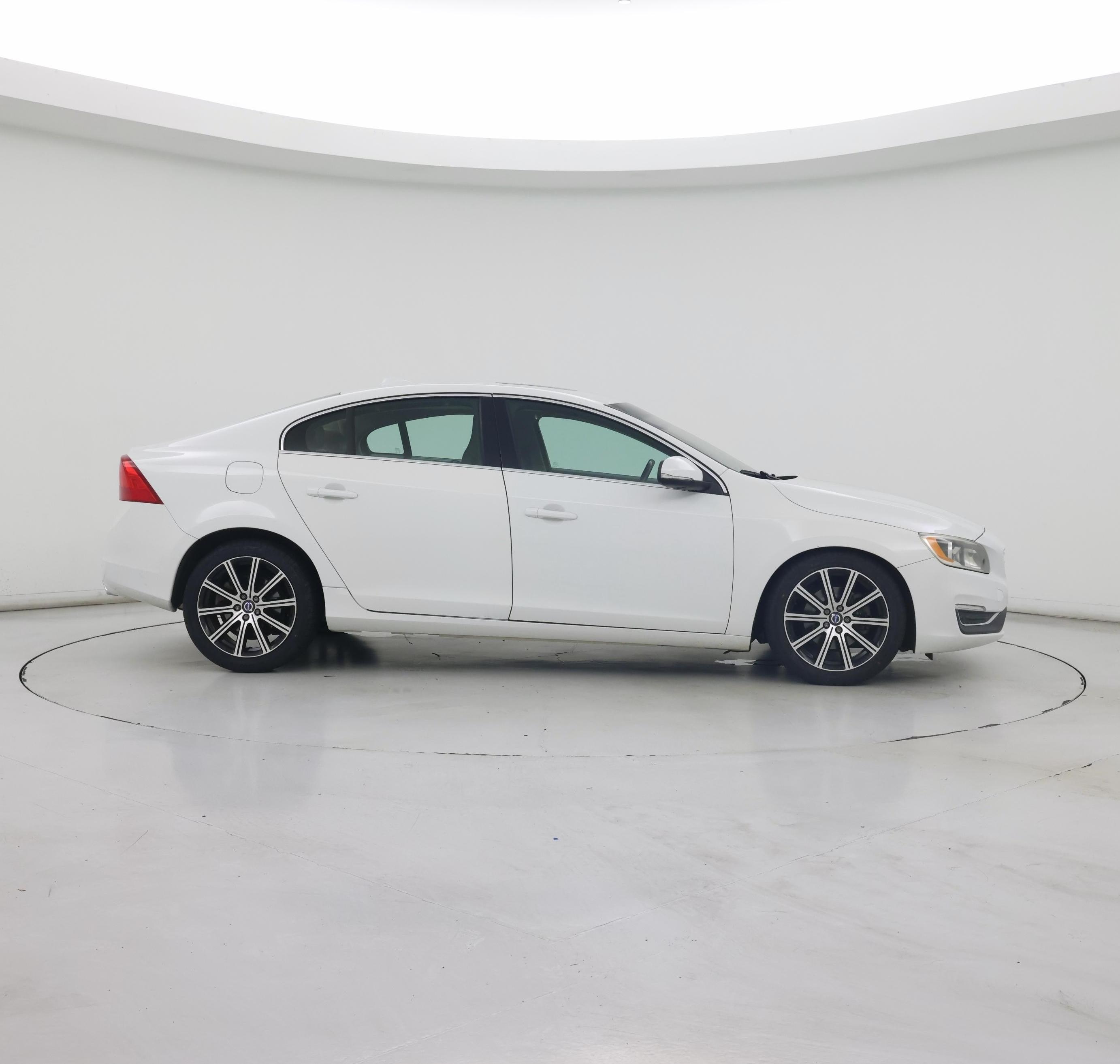 Thumbnail: 2016 Volvo S60 - 7