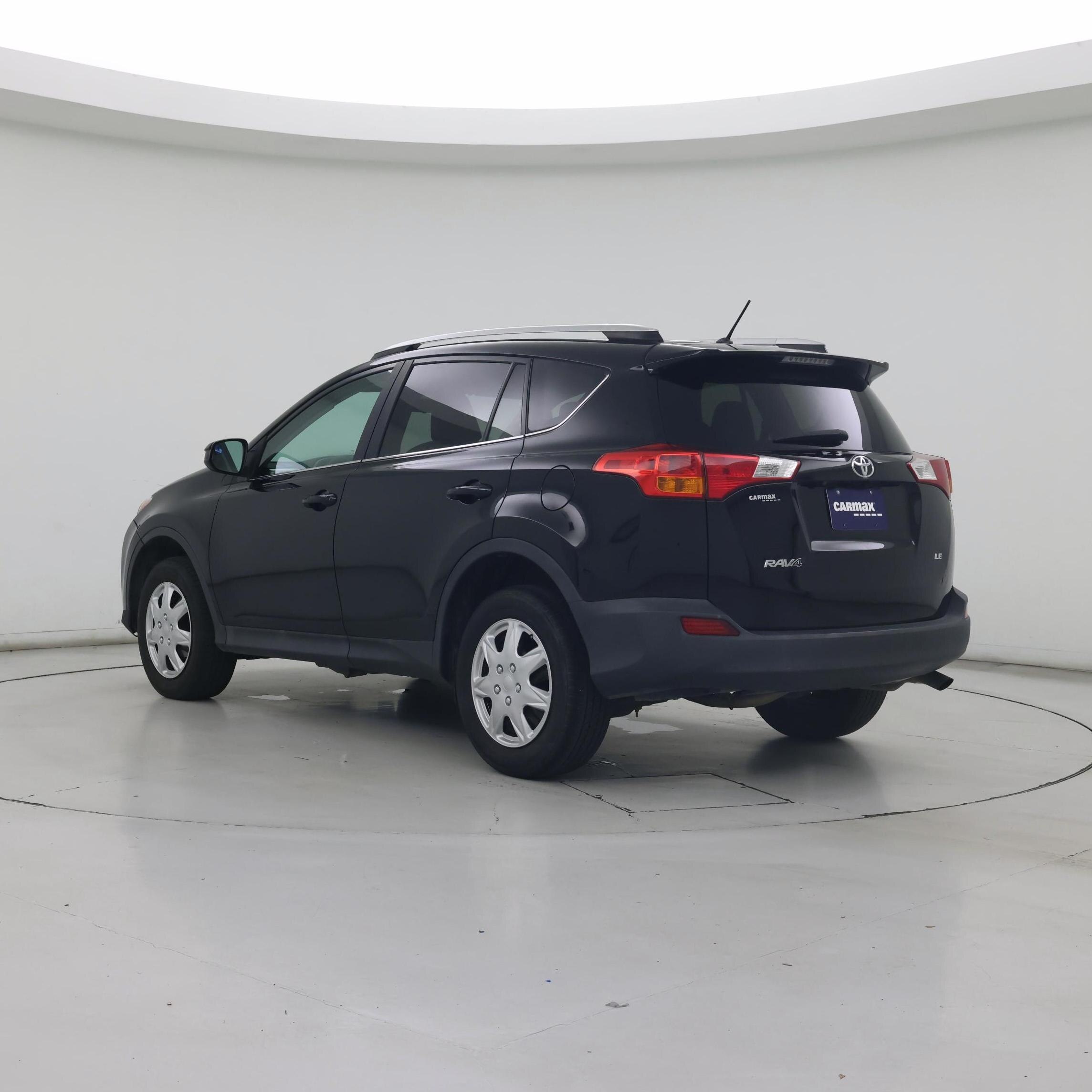 Thumbnail: 2015 Toyota RAV4 - 2