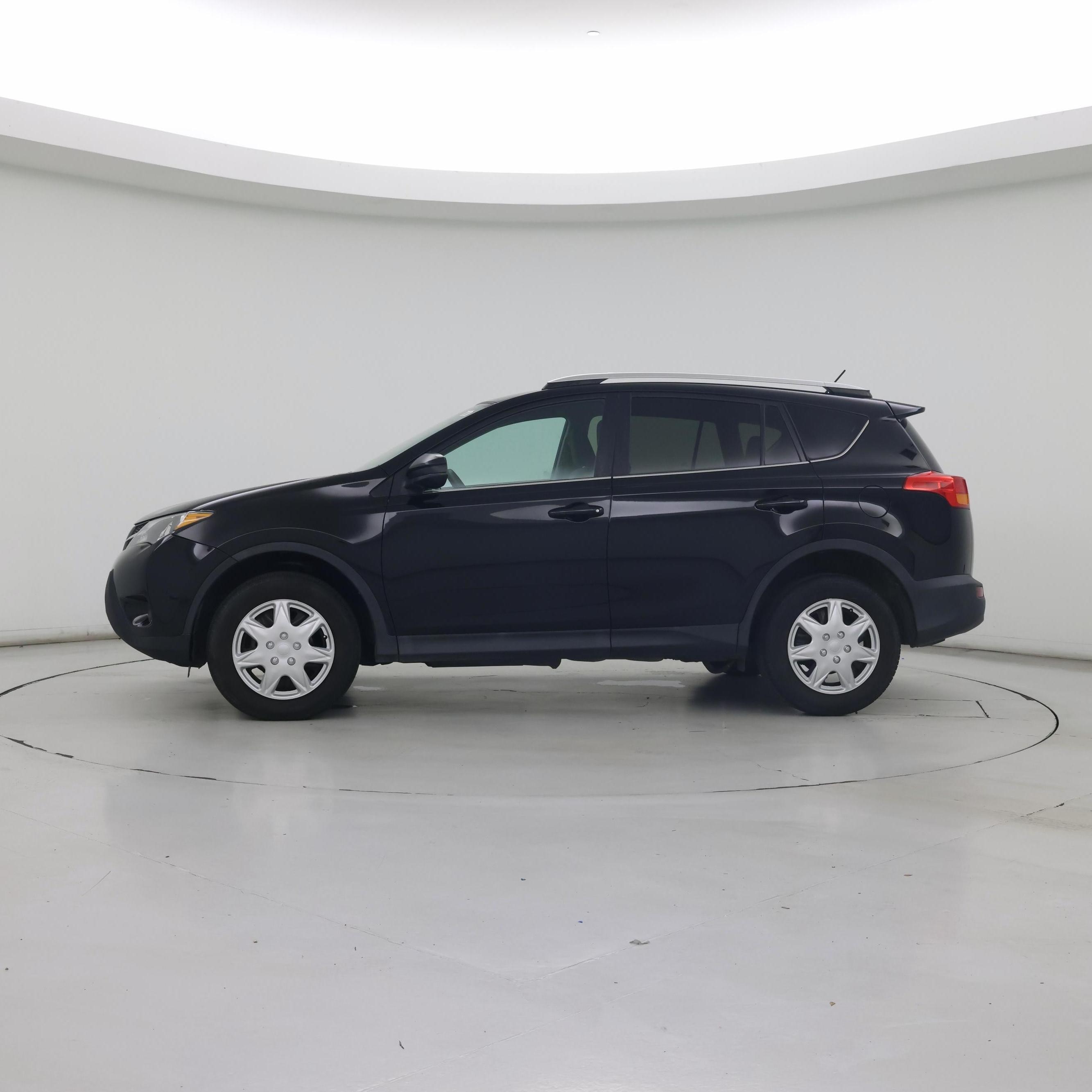 Thumbnail: 2015 Toyota RAV4 - 3