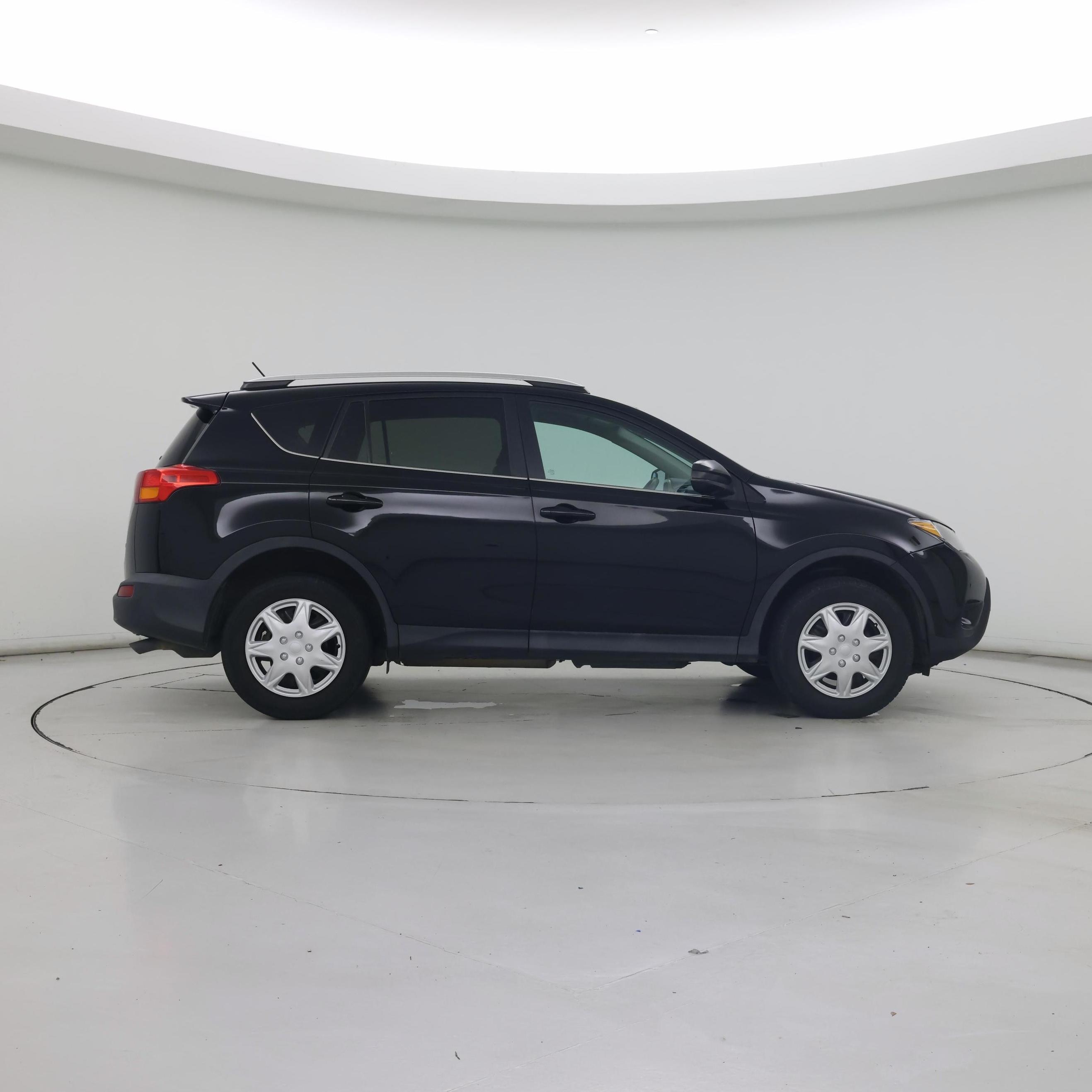 Thumbnail: 2015 Toyota RAV4 - 7