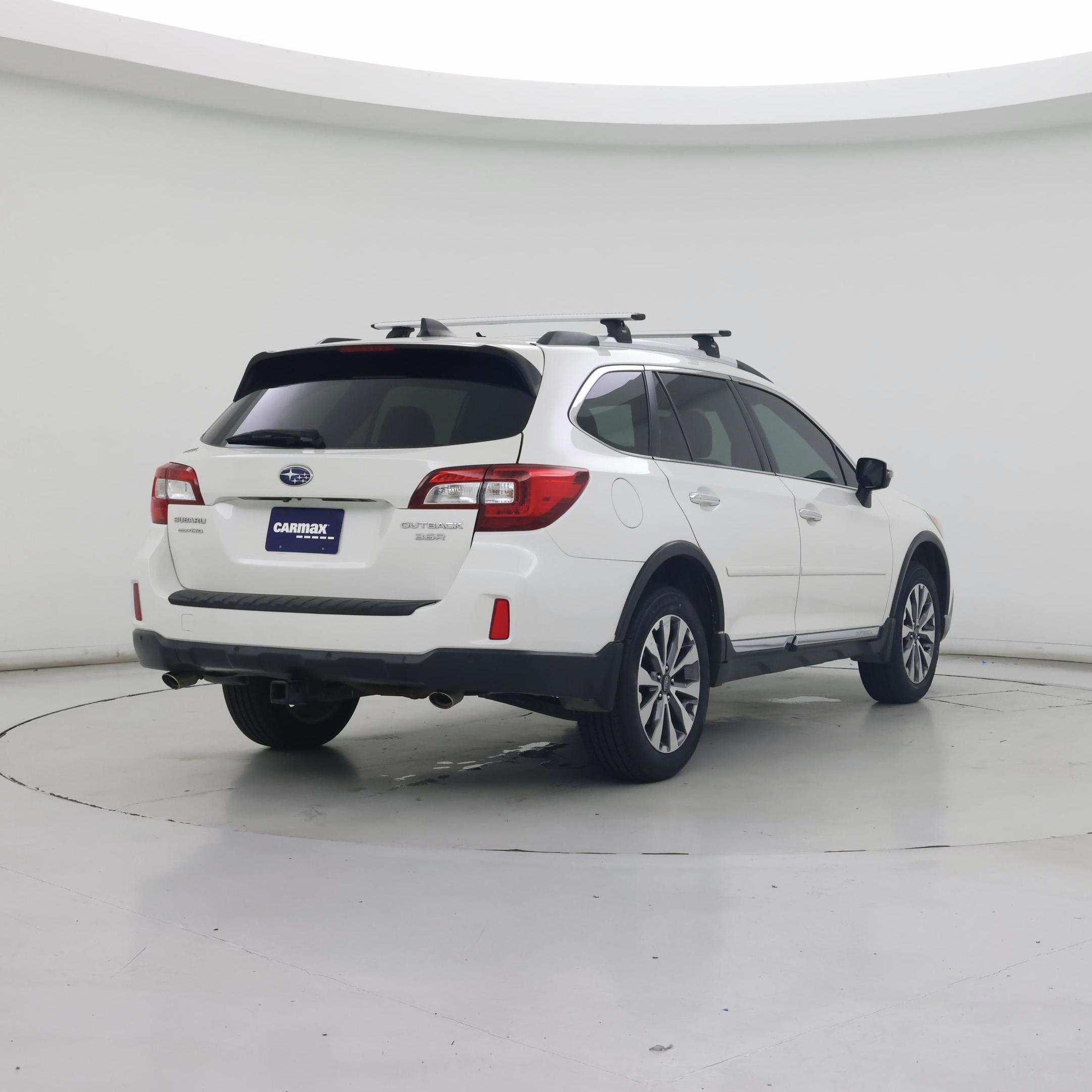 Thumbnail: 2017 Subaru Outback - 8