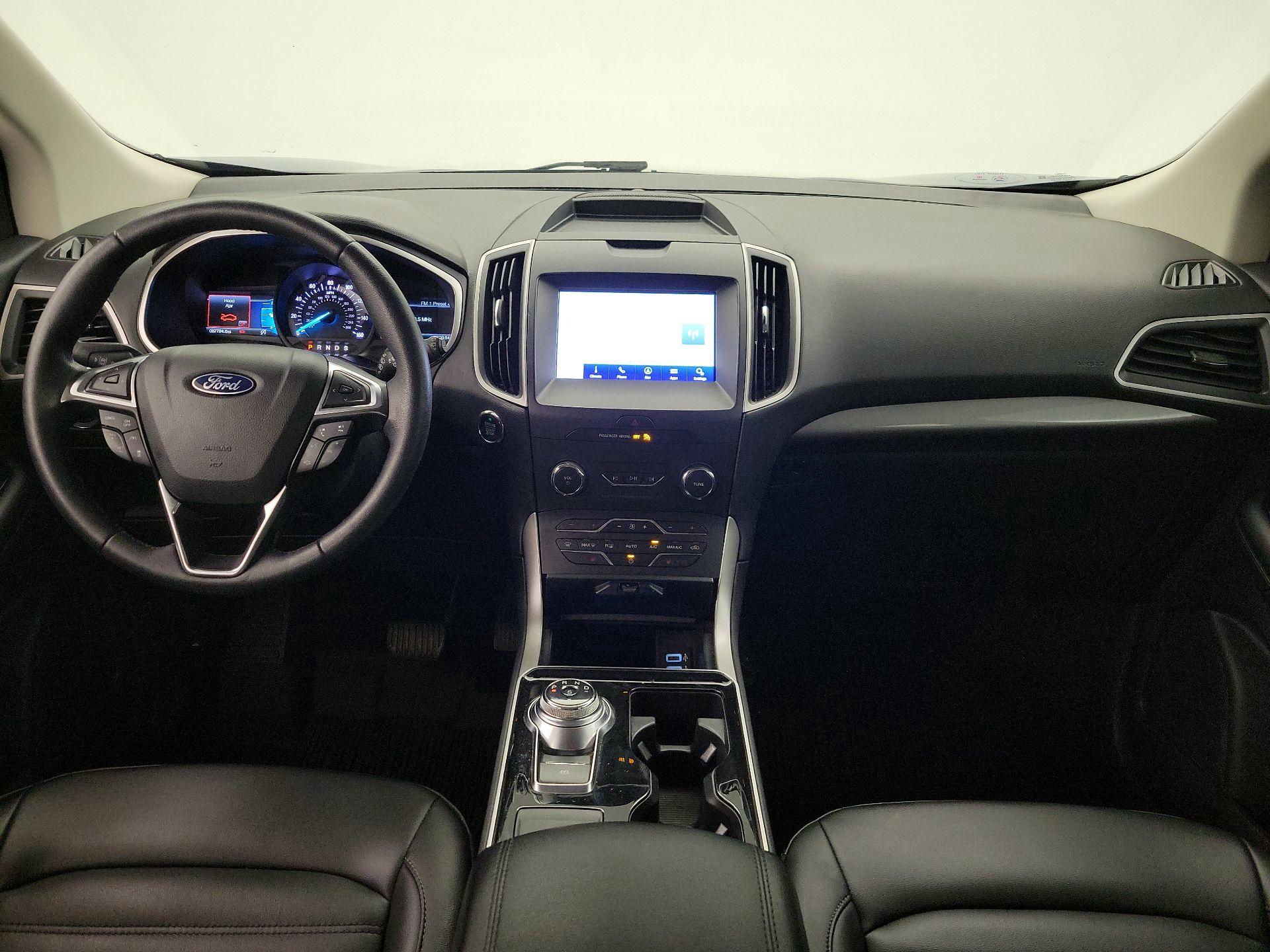 Thumbnail: 2020 Ford Edge - 9