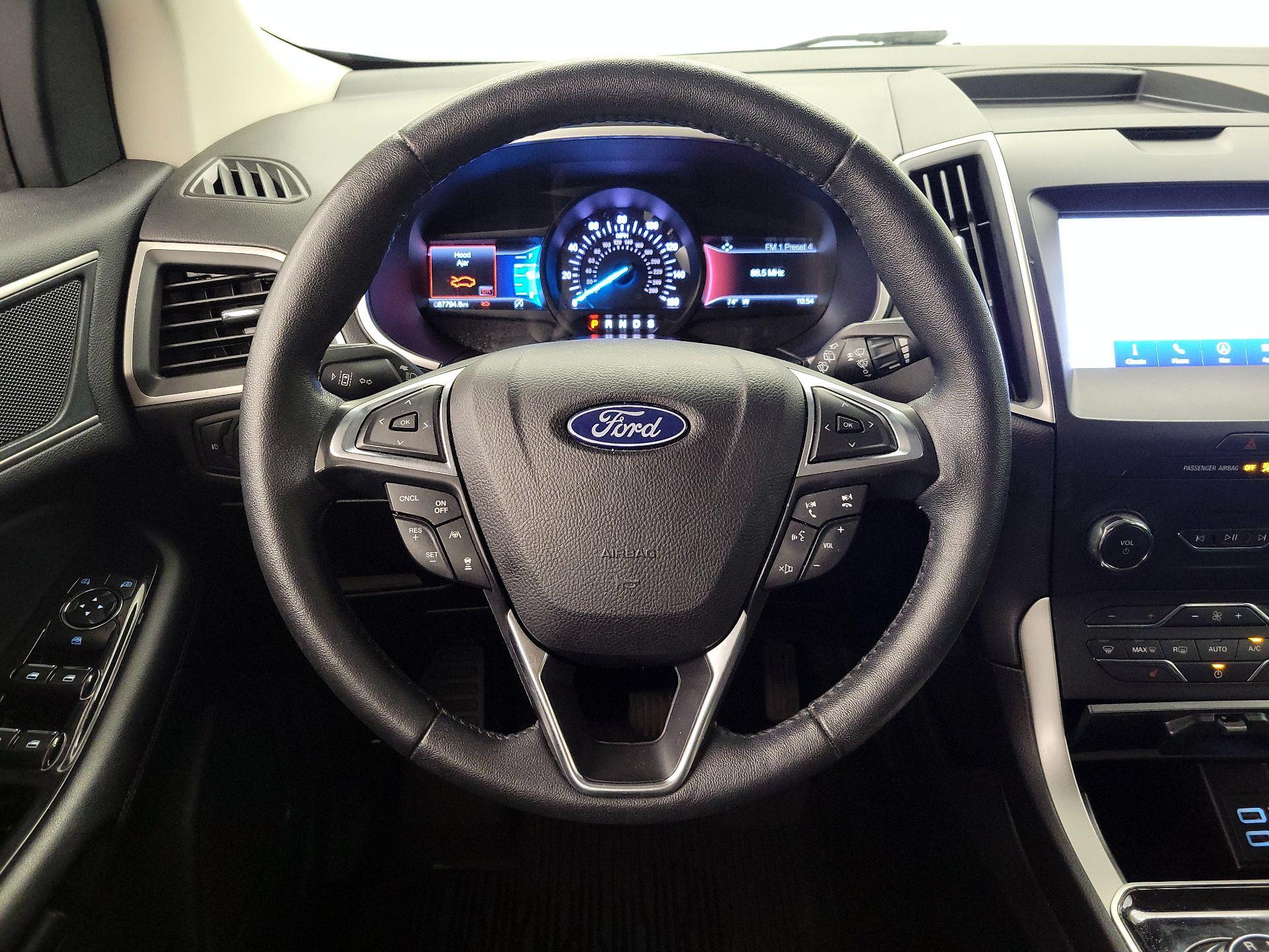 Thumbnail: 2020 Ford Edge - 10