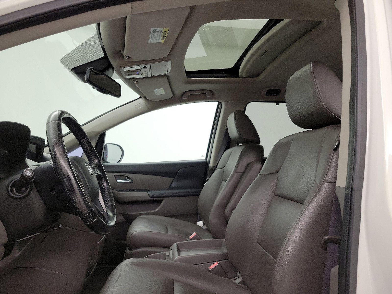 Sunroof(s) & Overhead Airbags