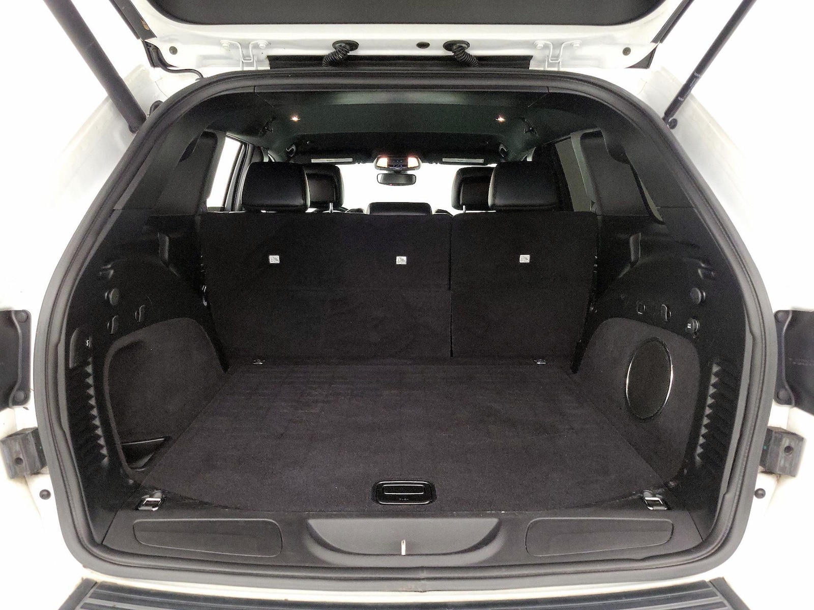 2019 Jeep Grand Cherokee Altitude - Photo 20
