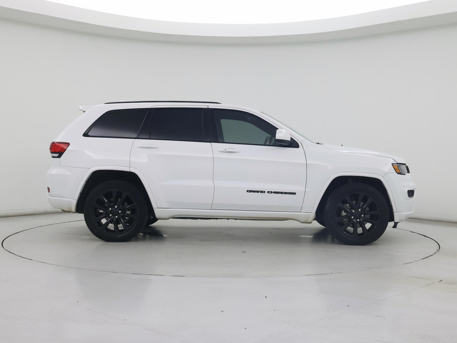 2019 Jeep Grand Cherokee Altitude - Photo 8