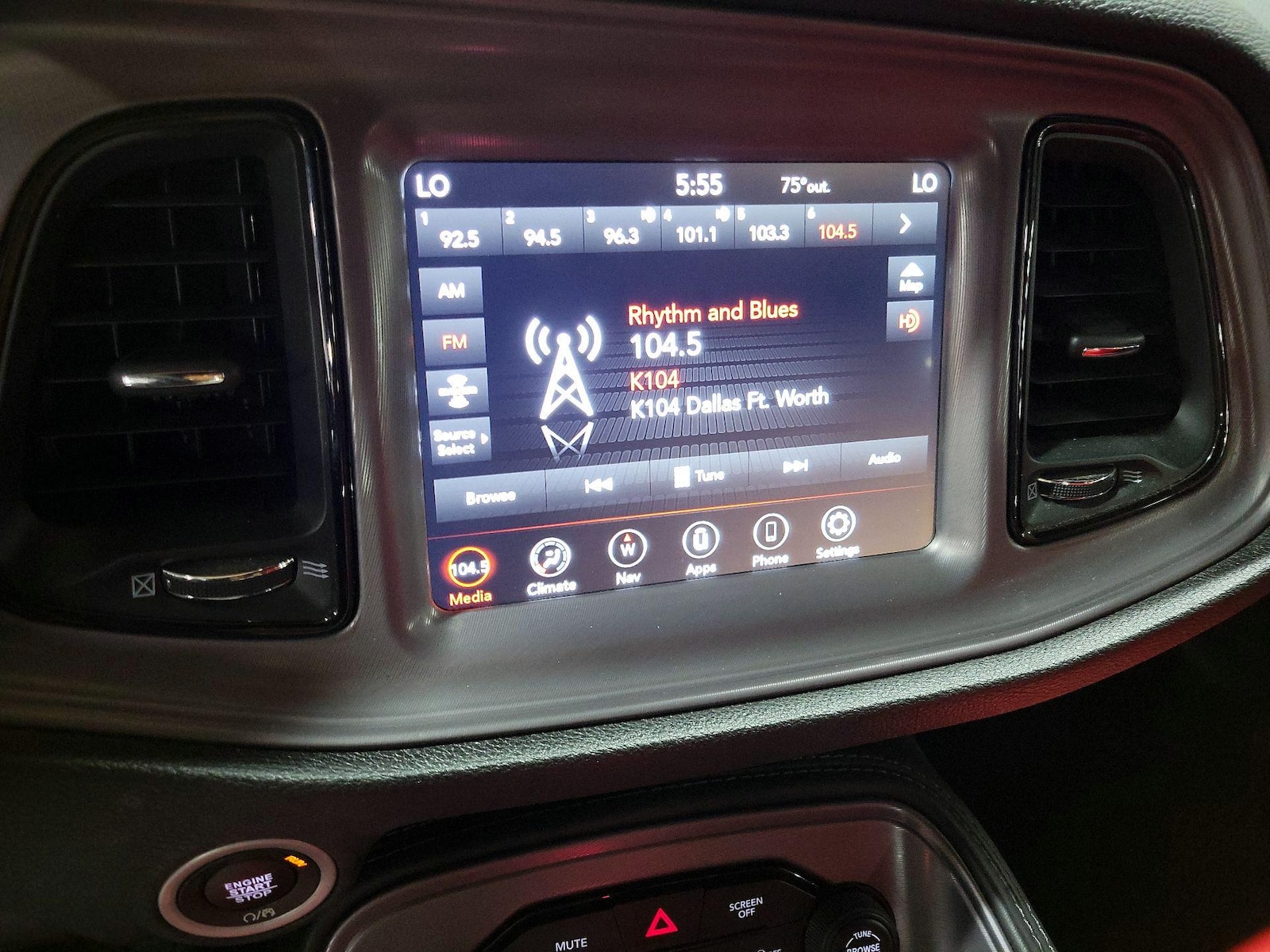 2023 Dodge Challenger R/T - Photo 17