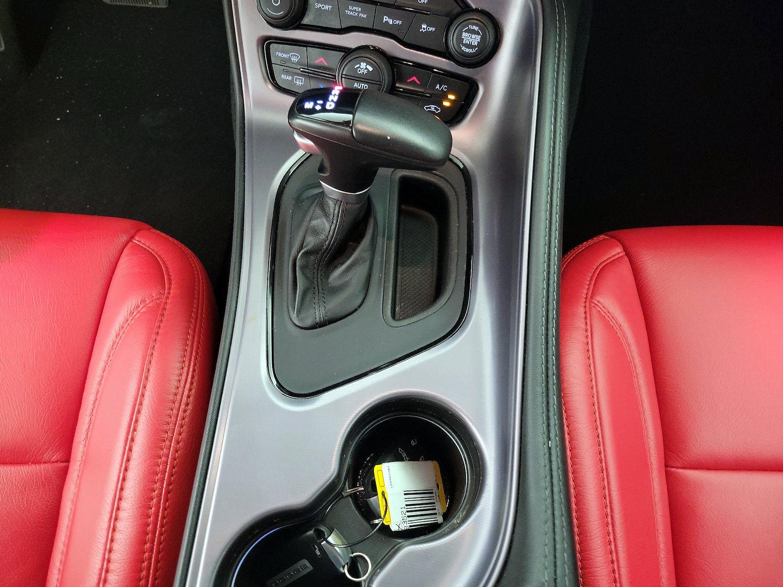 2023 Dodge Challenger R/T - Photo 19