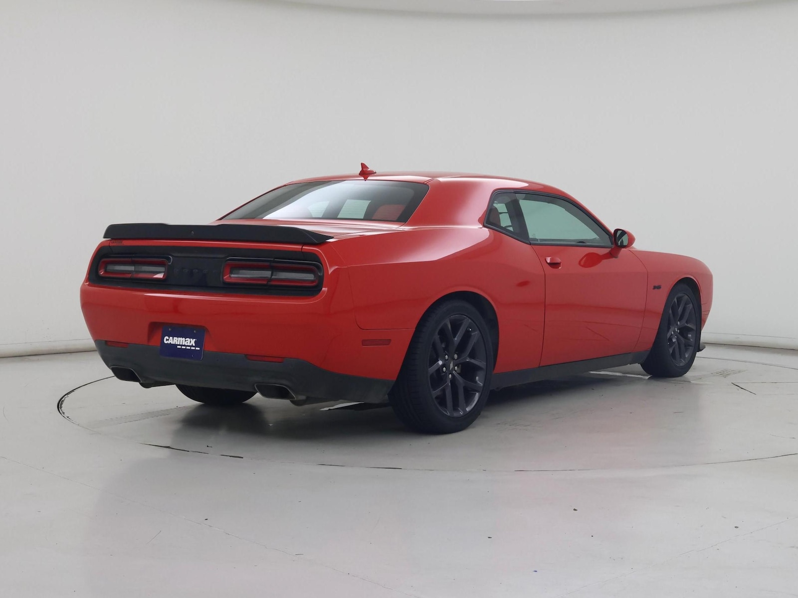 2023 Dodge Challenger R/T - Photo 9