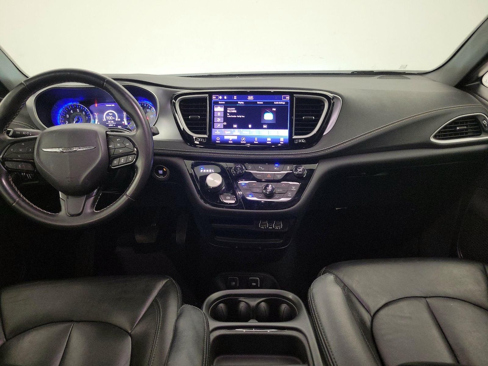 Apple CarPlay® & Android Auto™
