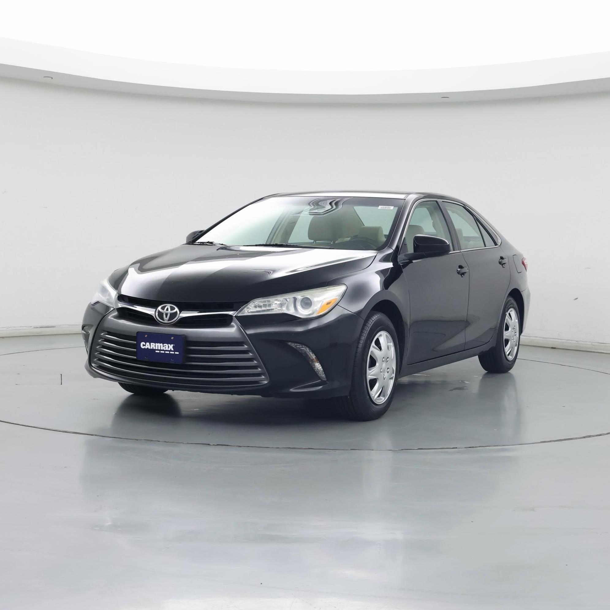 Thumbnail: 2017 Toyota Camry - 4