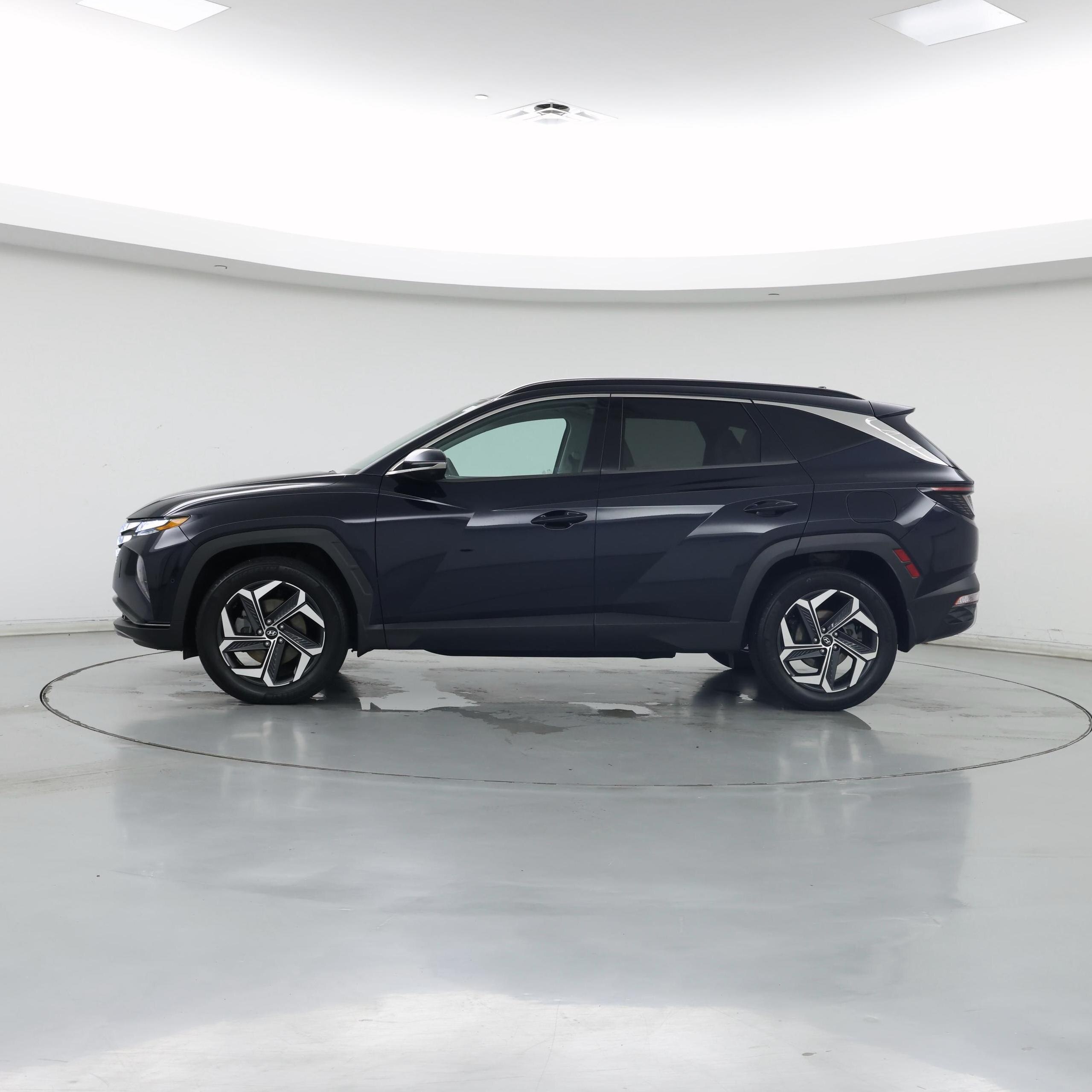 Thumbnail: 2022 Hyundai Tucson - 3
