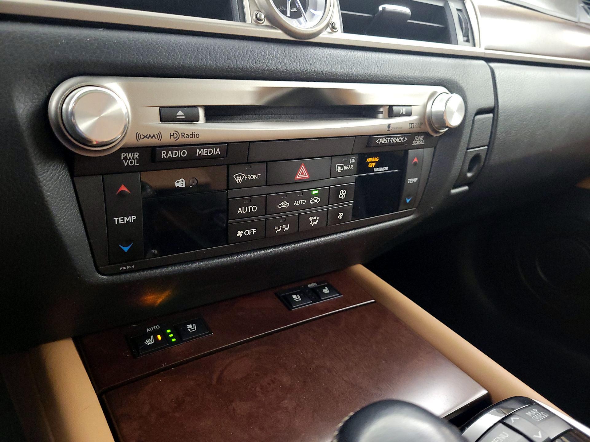 Thumbnail: 2015 Lexus GS - 16