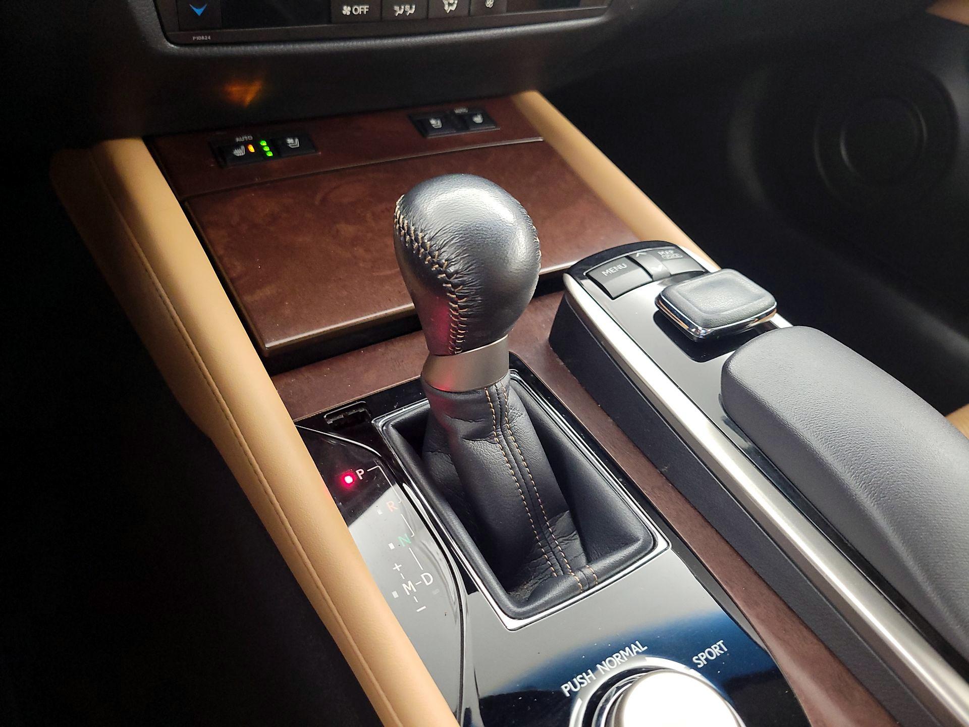 Thumbnail: 2015 Lexus GS - 17