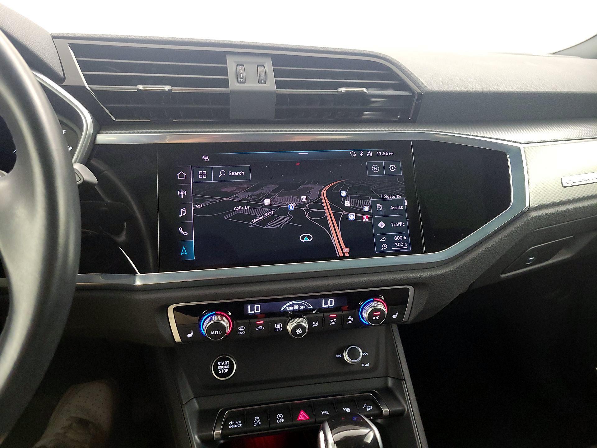 Thumbnail: 2021 Audi Q3 - 14