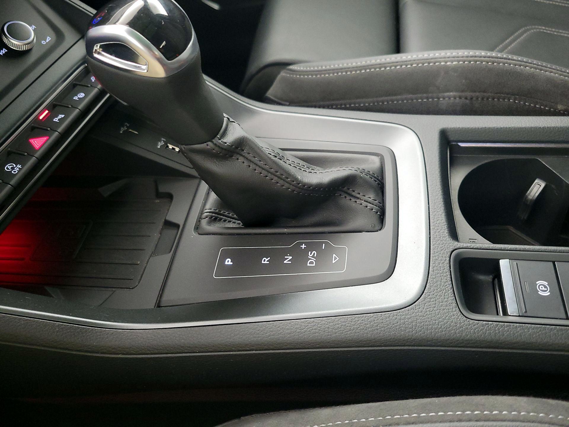 Thumbnail: 2021 Audi Q3 - 18