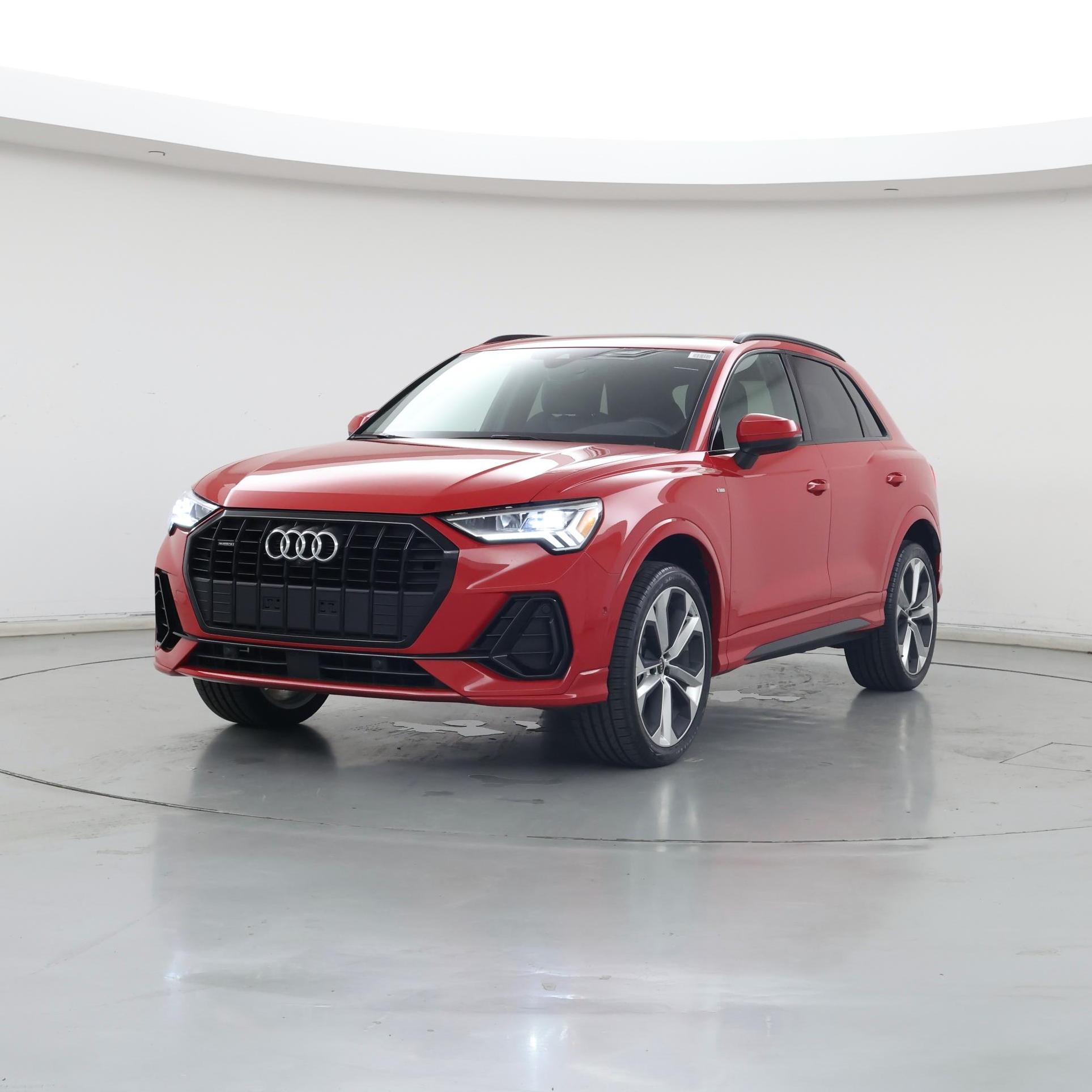 Thumbnail: 2021 Audi Q3 - 4