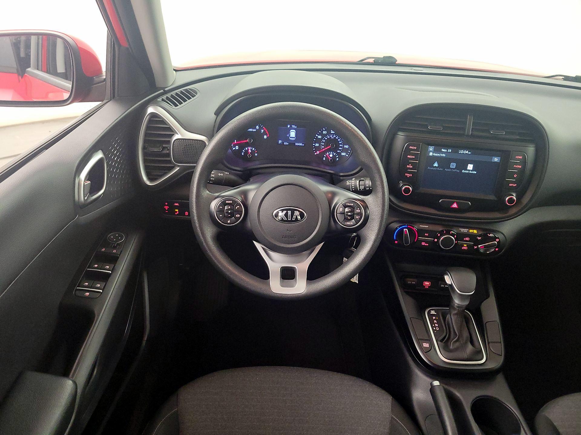 Thumbnail: 2020 Kia Soul - 10