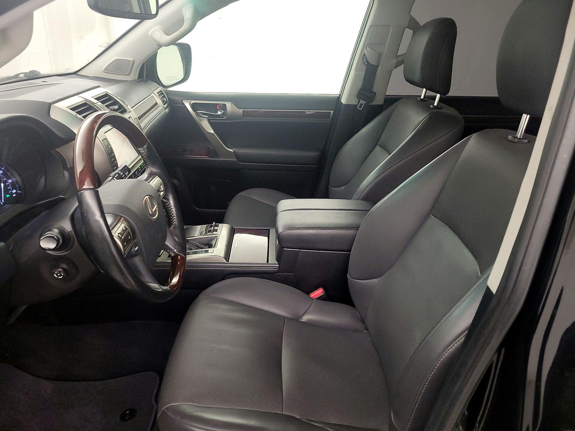 Thumbnail: 2019 Lexus GX - 11