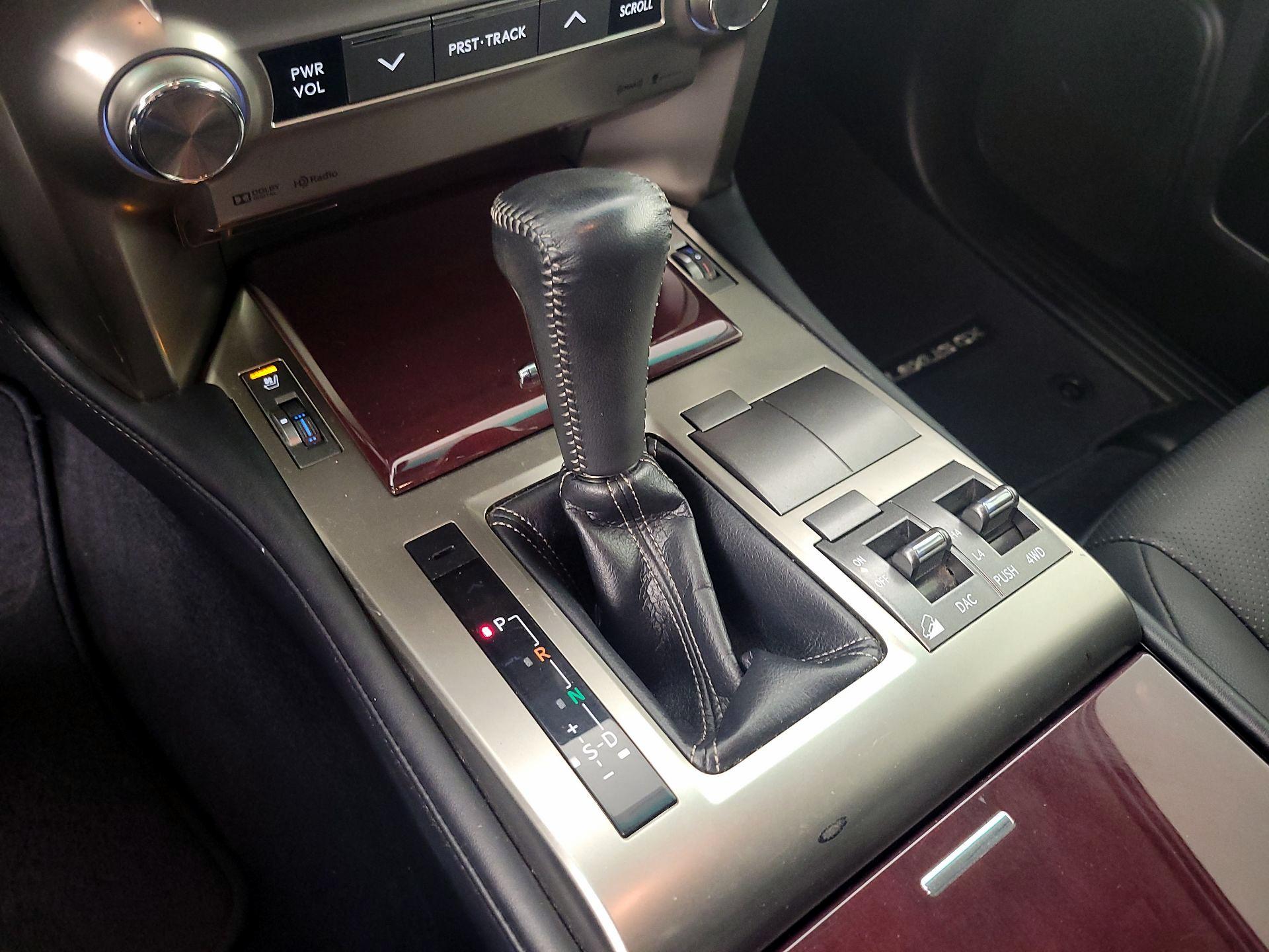 Thumbnail: 2019 Lexus GX - 18