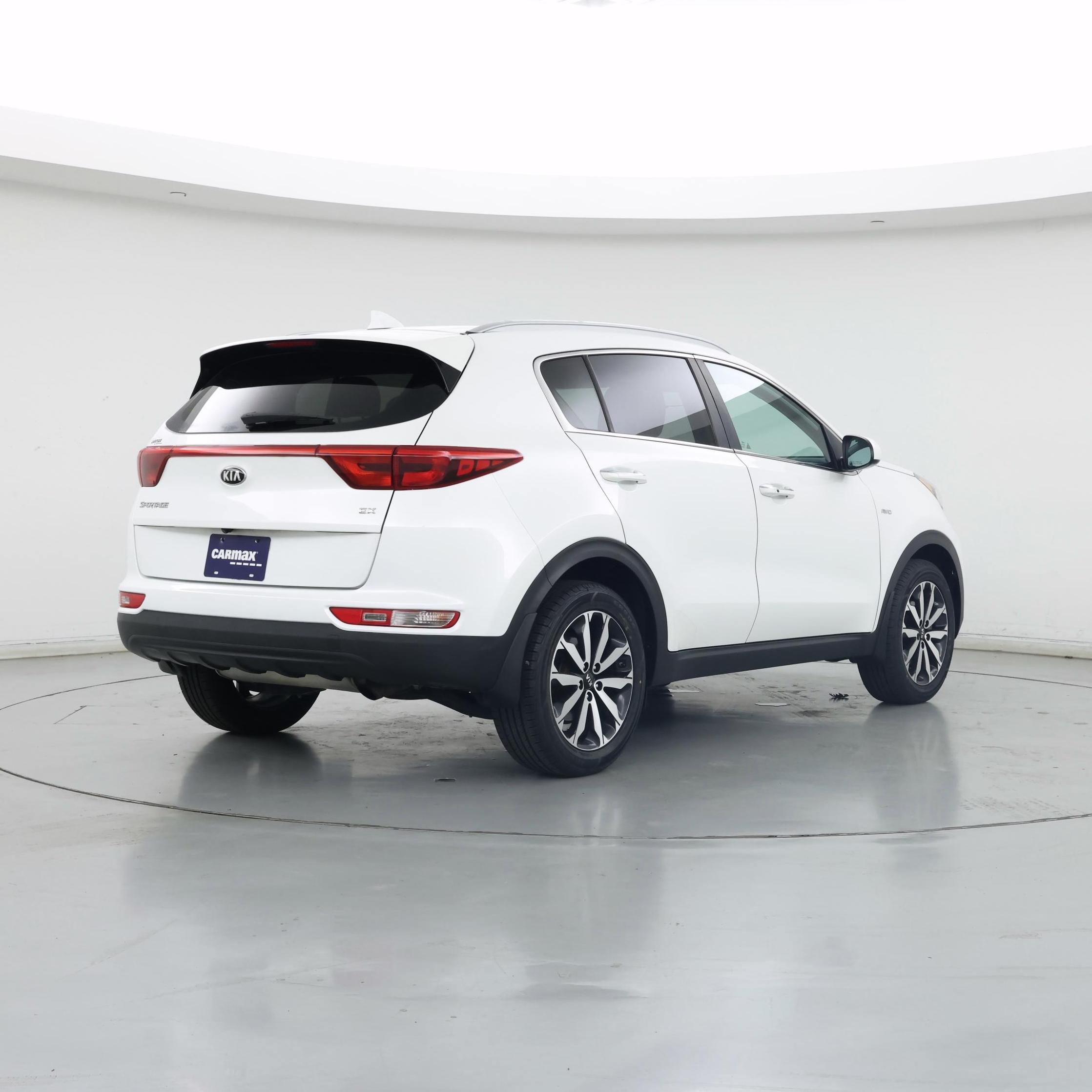Thumbnail: 2017 Kia Sportage - 8