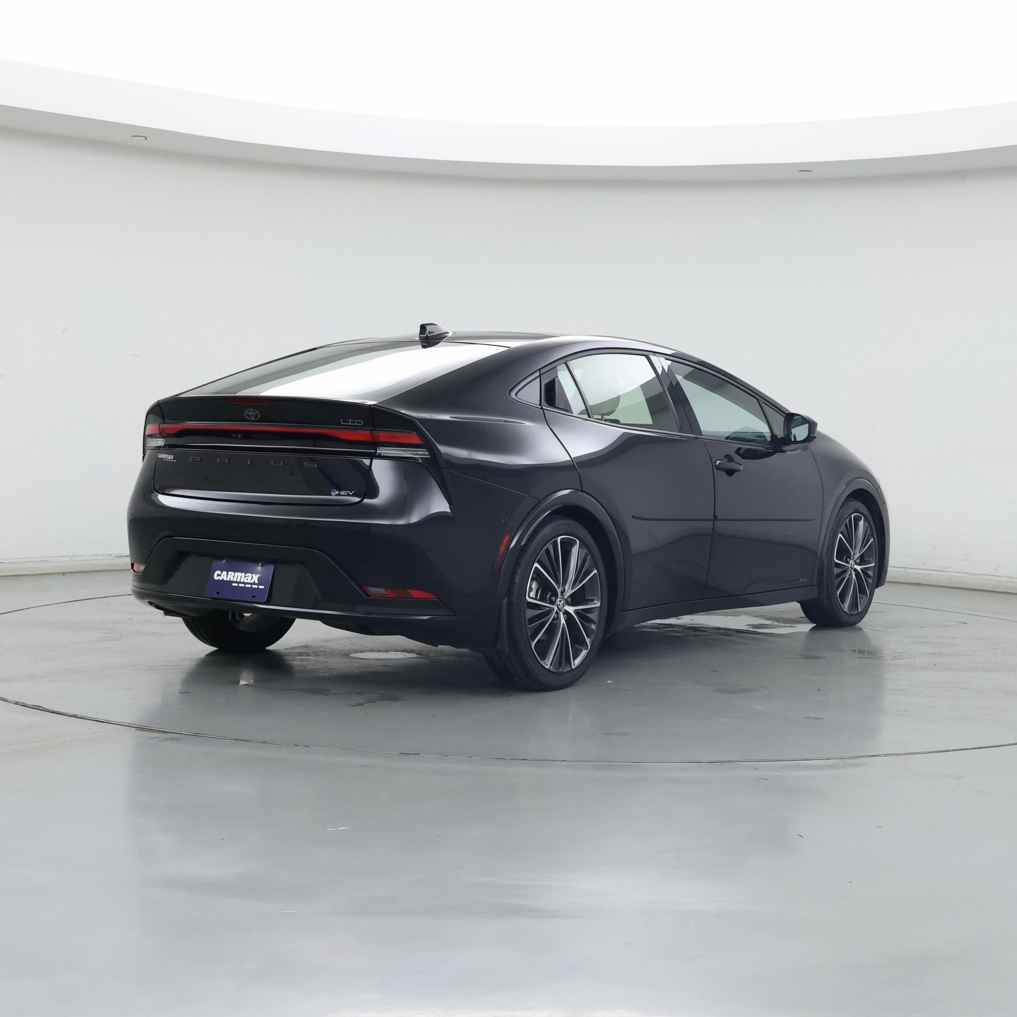 Thumbnail: 2023 Toyota Prius - 8
